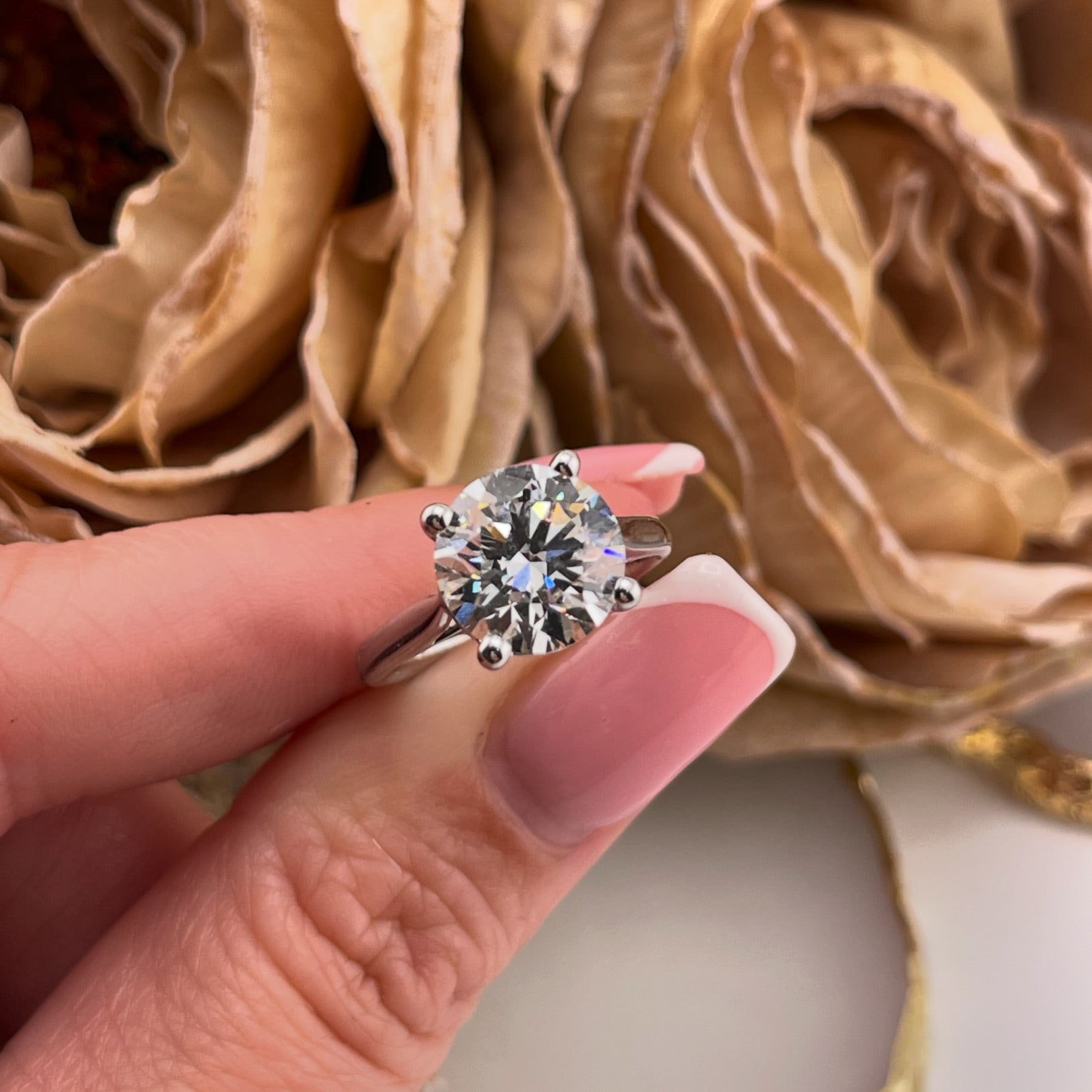 18ct White Gold 4.00ct Solitaire Lab Grown Diamond Ring IGI Certified