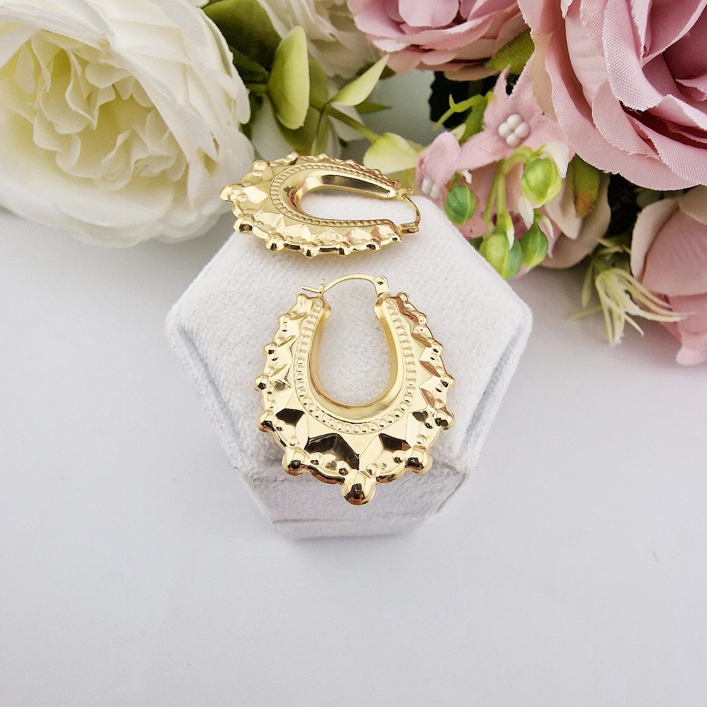 9ct Yellow Gold Oval Spike Creole