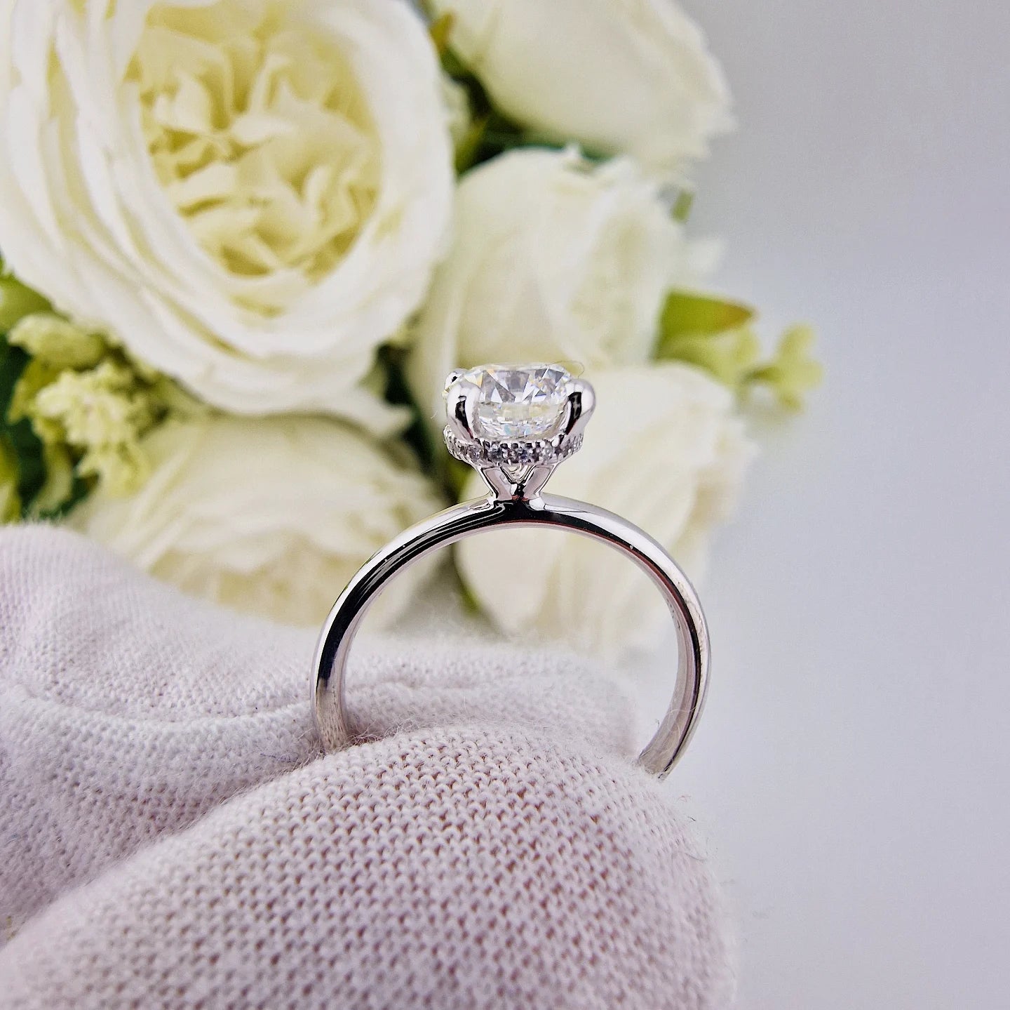18ct White Gold 1.05ct Solitaire Lab Grown Hidden Halo Diamond Ring IGI Certified