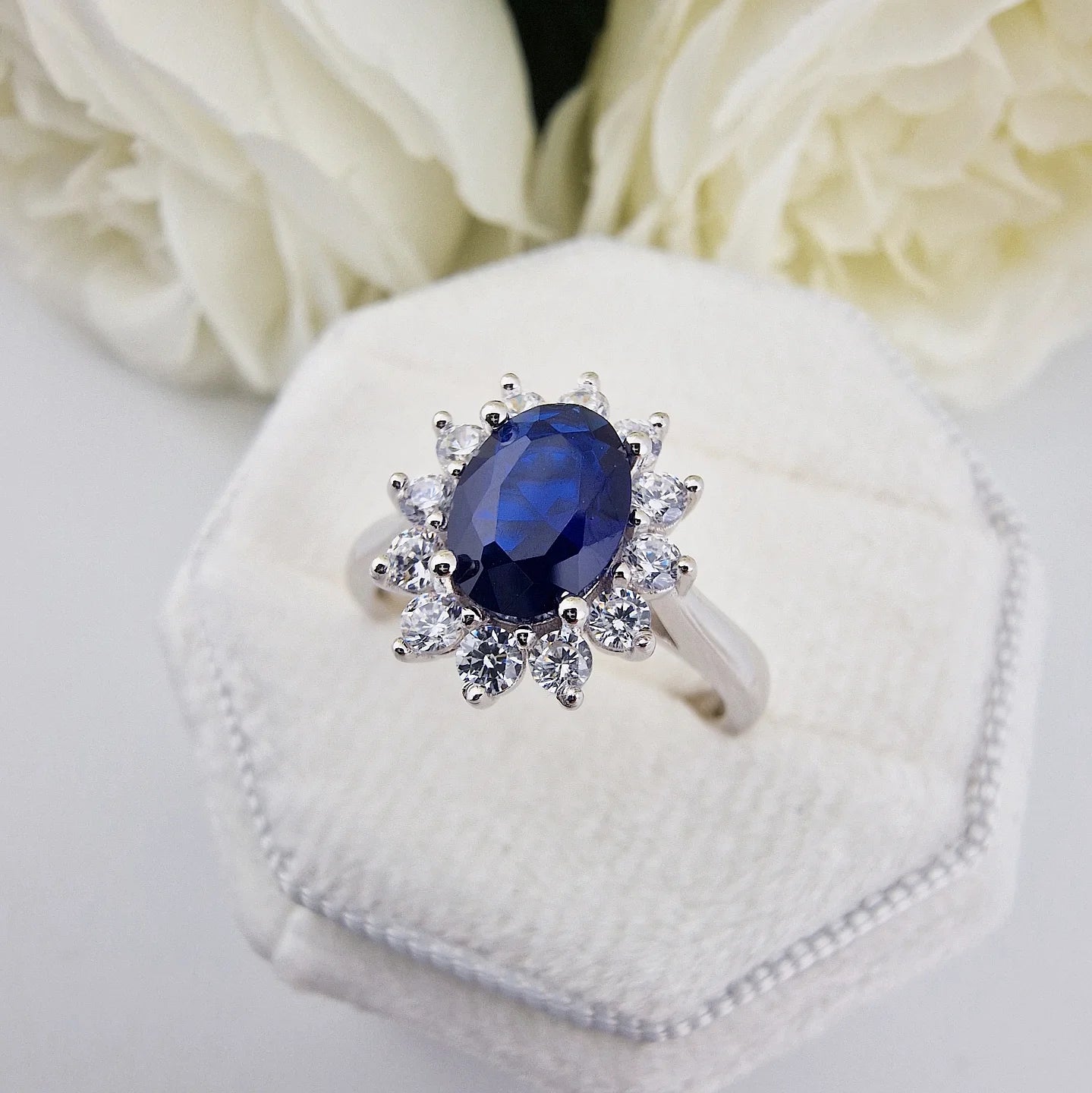 925 Sterling Silver Oval Blue Sapphire Cz Regal Halo Ring