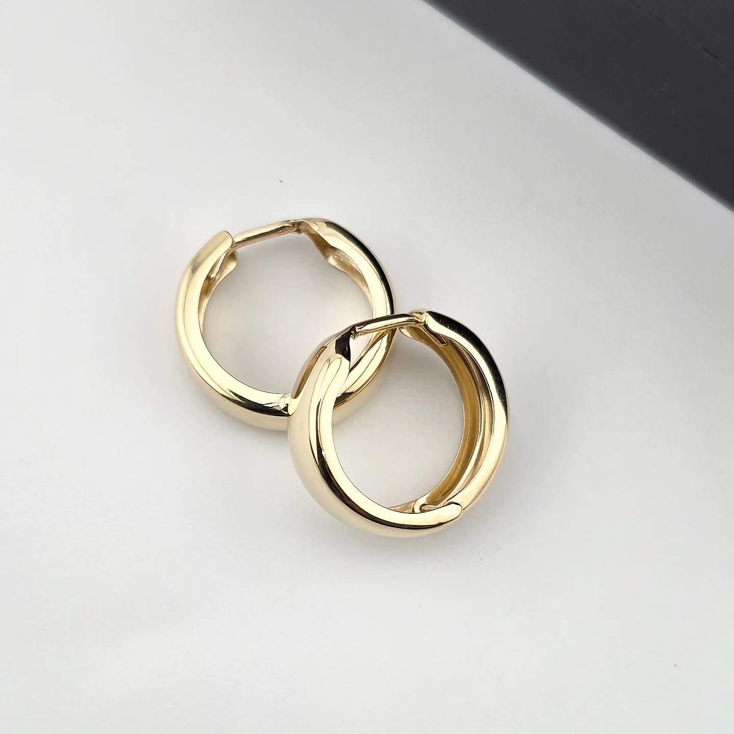 9ct Yellow Gold 16mm Huggies - Main Image