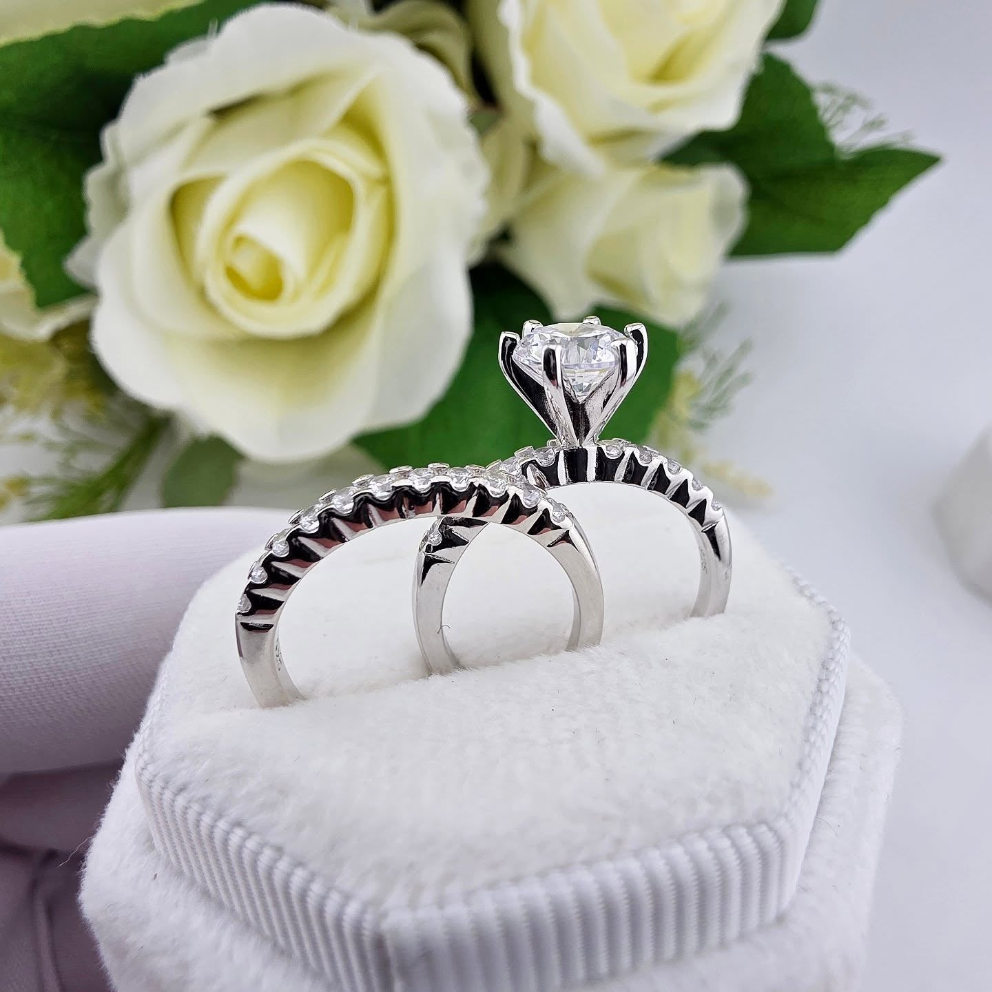 925 Sterling Silver Round Brilliant 6-Claw Ladies’ Ring Set