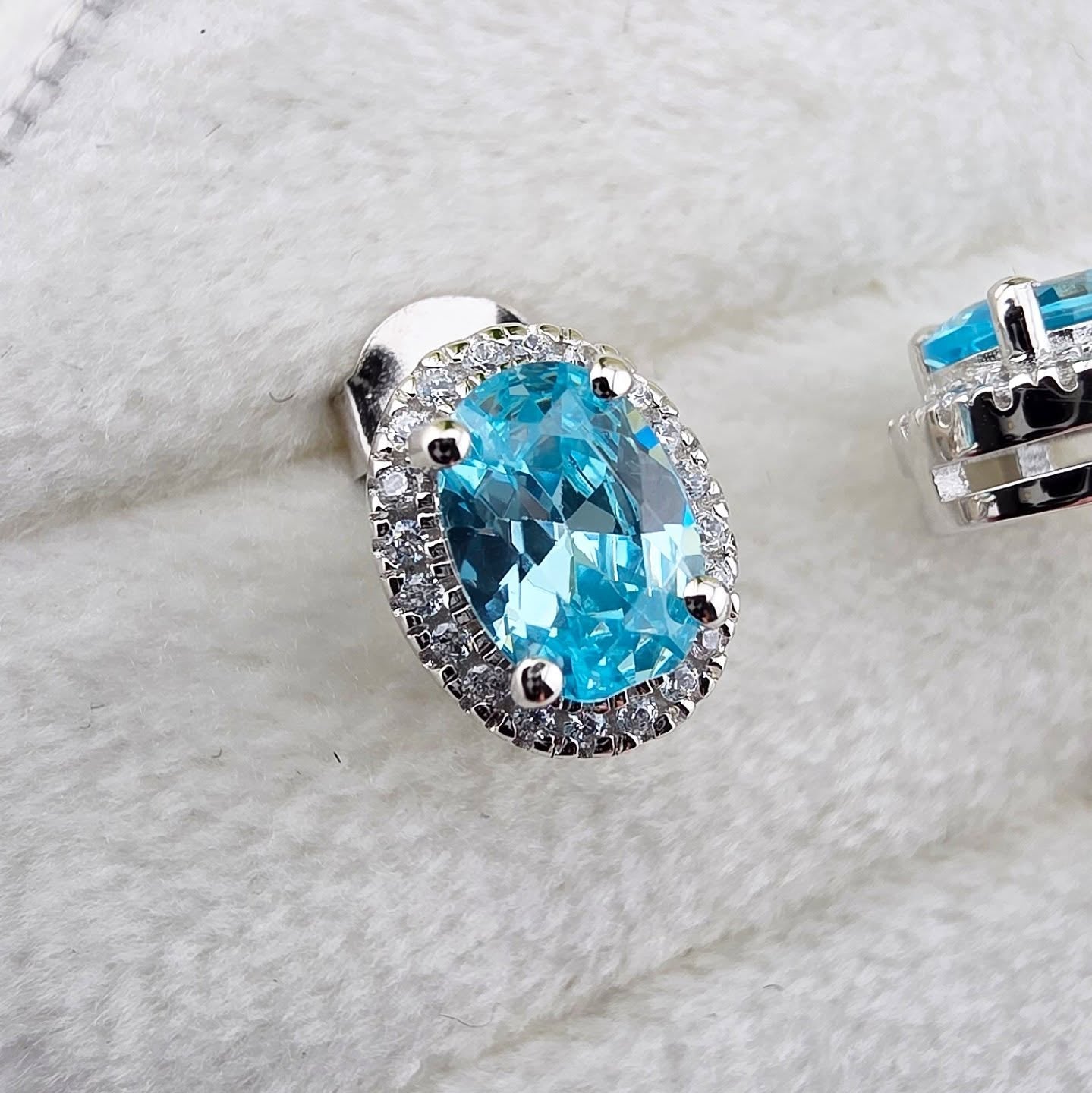 925 Sterling Silver Aqua Cz Oval Halo Stud Earrings