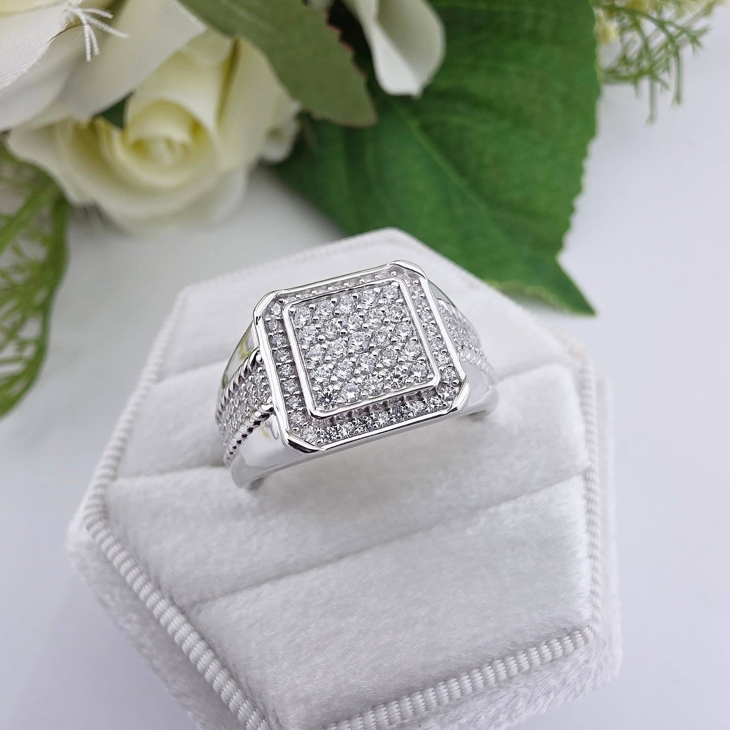 925 Sterling Silver Gents Square Pavé Signet Ring