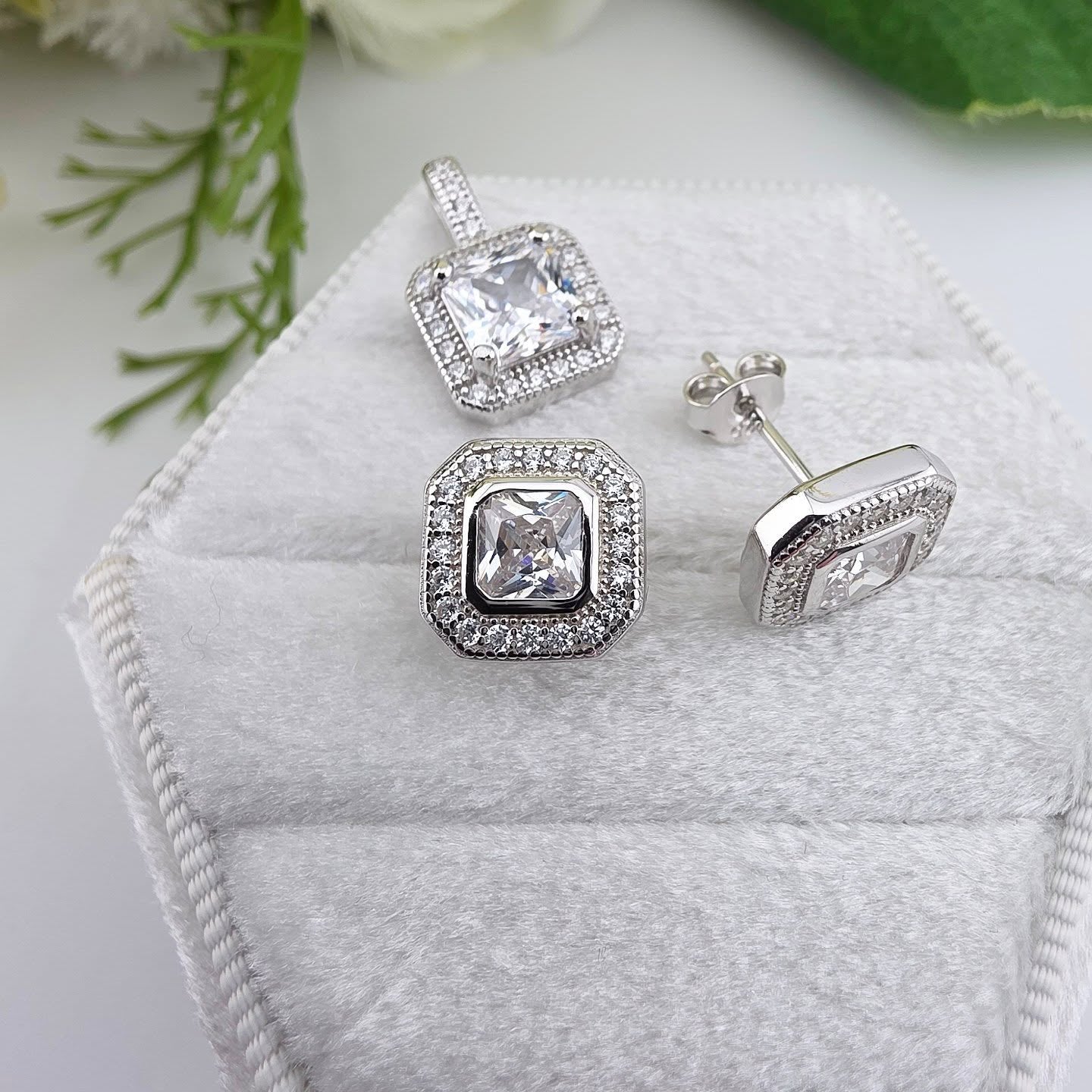 925 Sterling Silver Square Halo Pendant & Stud Earring Set with 18" Chain