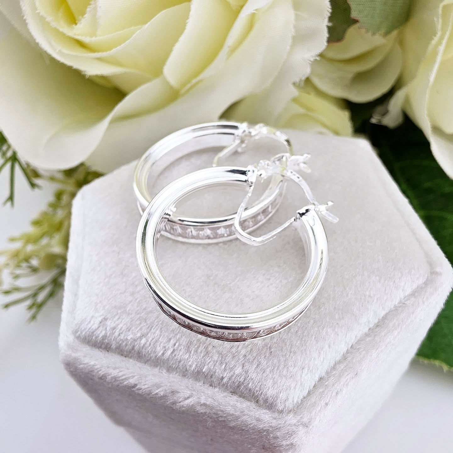 925 Sterling Silver 22mm Channel Set Baguette Stone Hoop Earrings