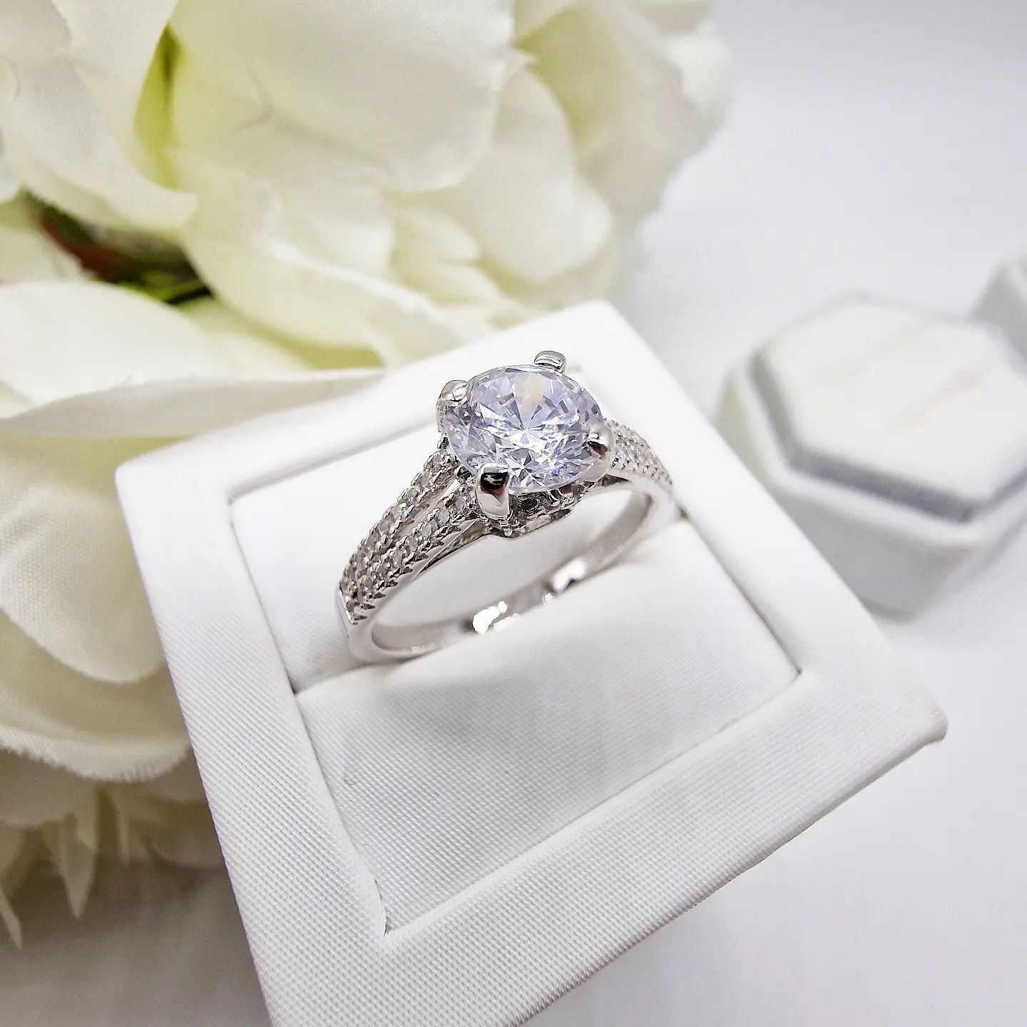 925 Sterling Silver Micro Pave' Split Shank Solitaire Cz Ring J-Jaz