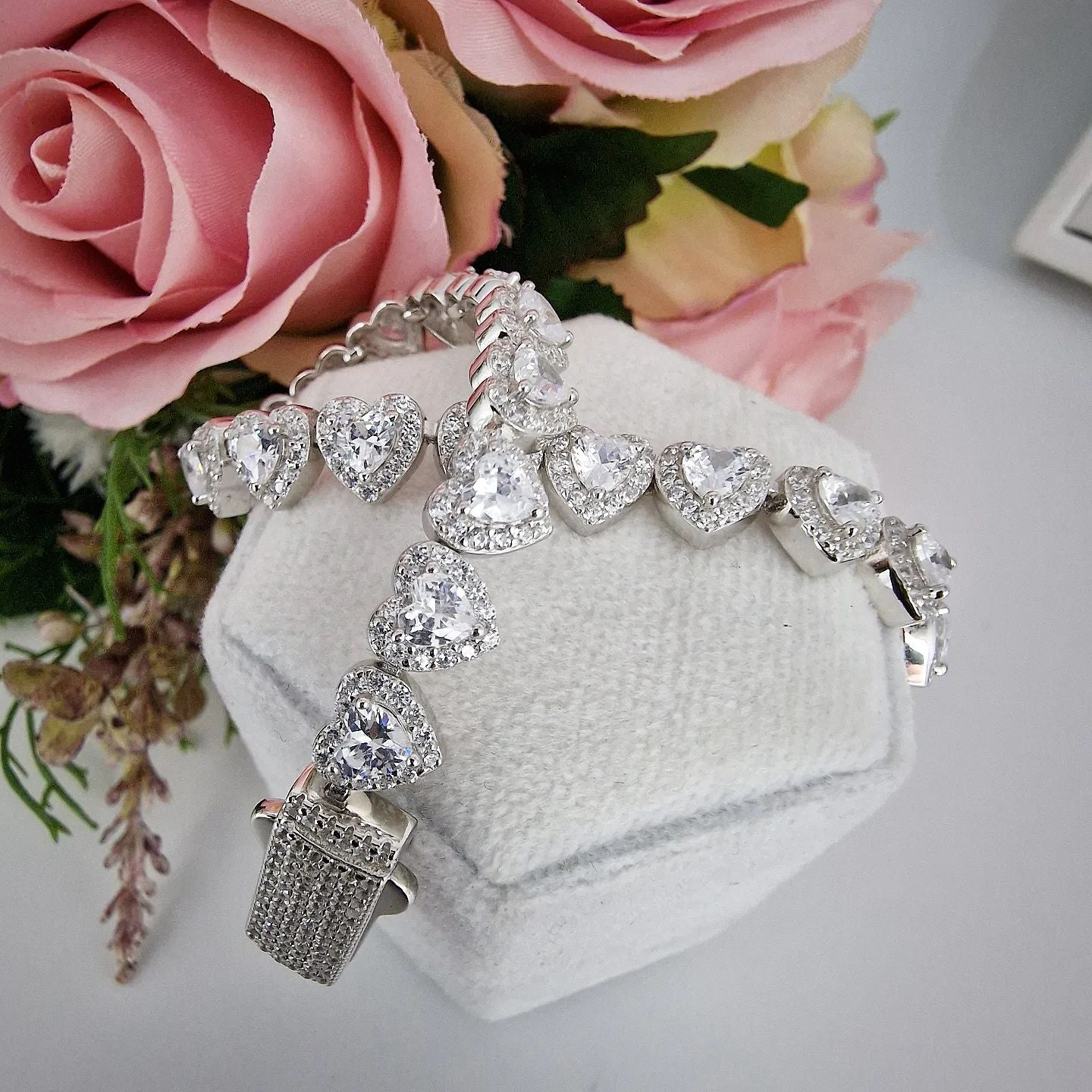 925 Sterling Silver Multi Heart Cz Ladies Bracelet