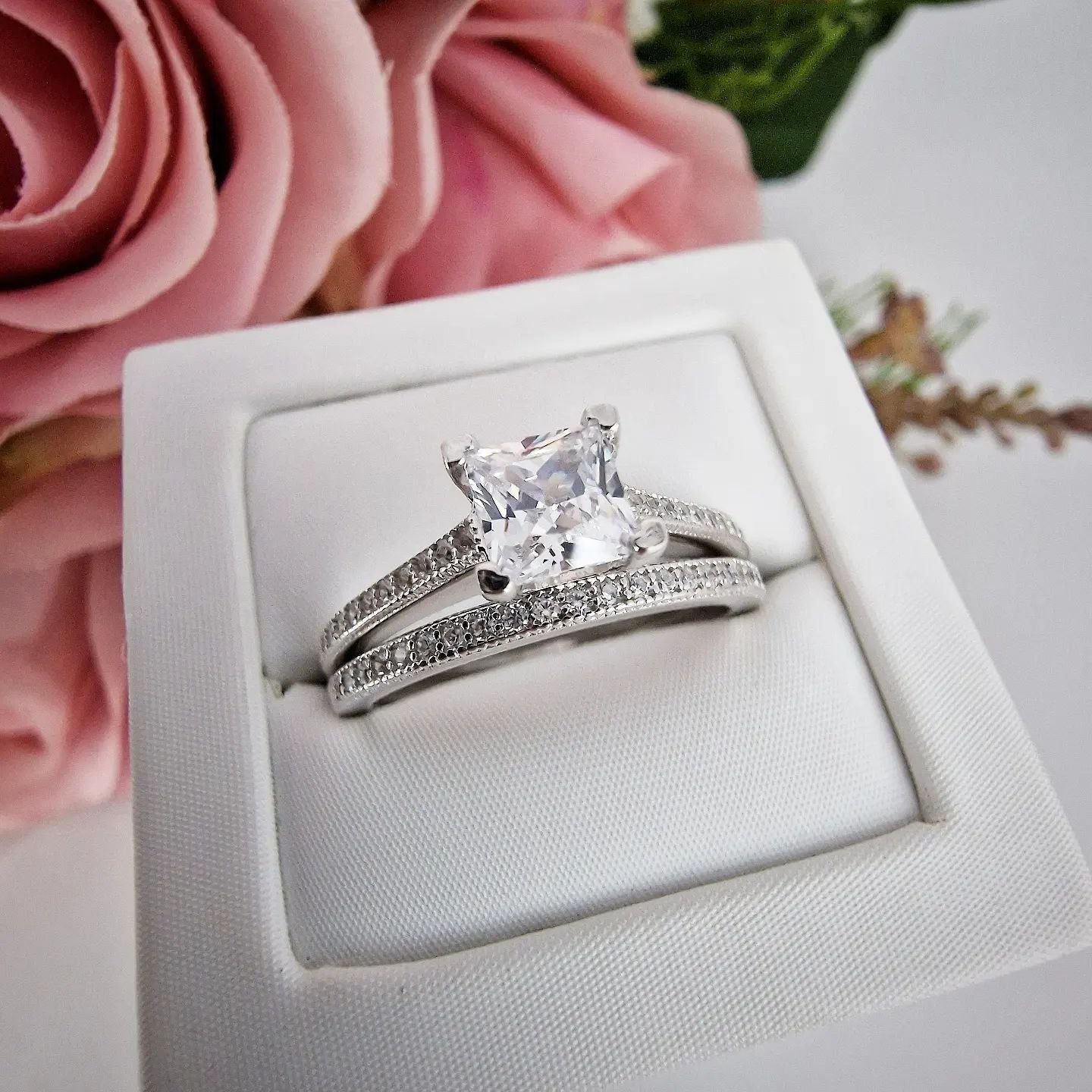 925 Sterling Silver Princess Cut Cz Ladies Ring Set