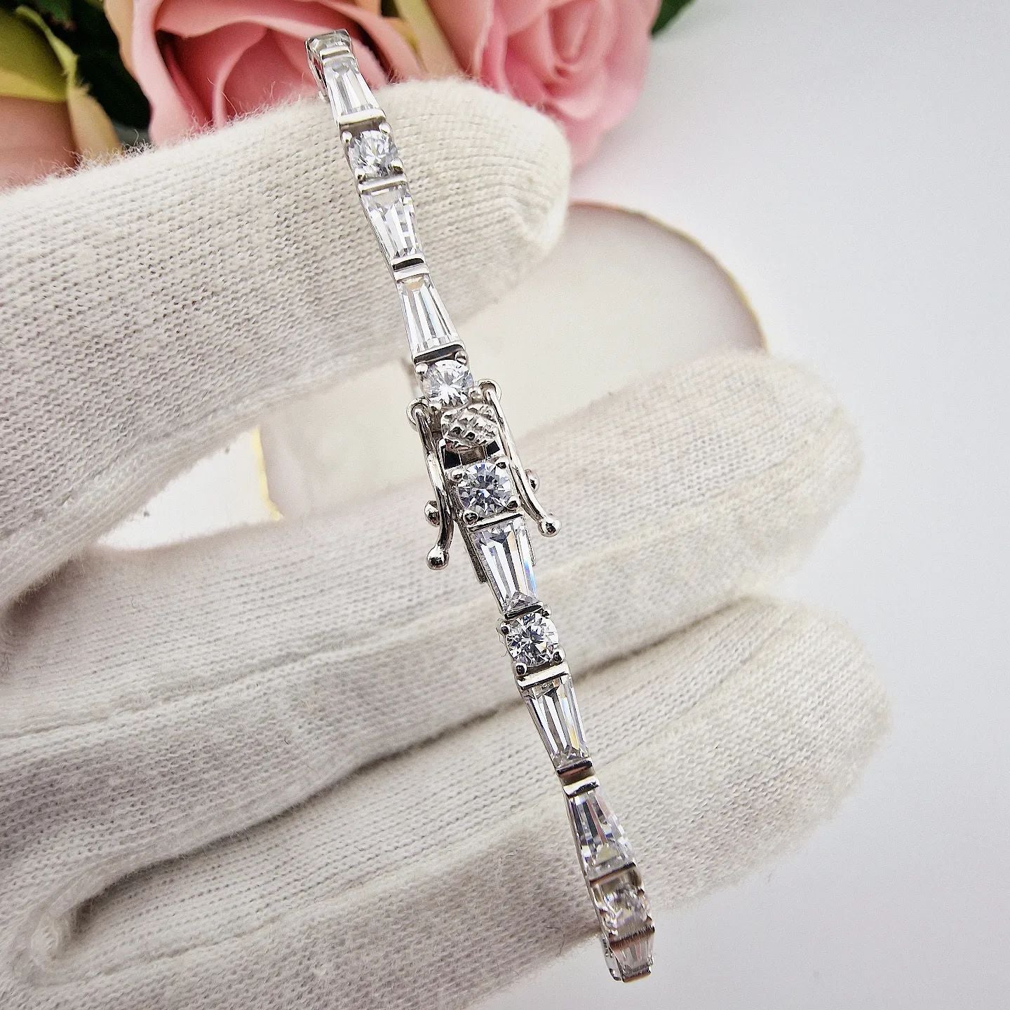 925 Sterling Silver Round & Trillion Cut Cz Ladies Tennis Bracelet