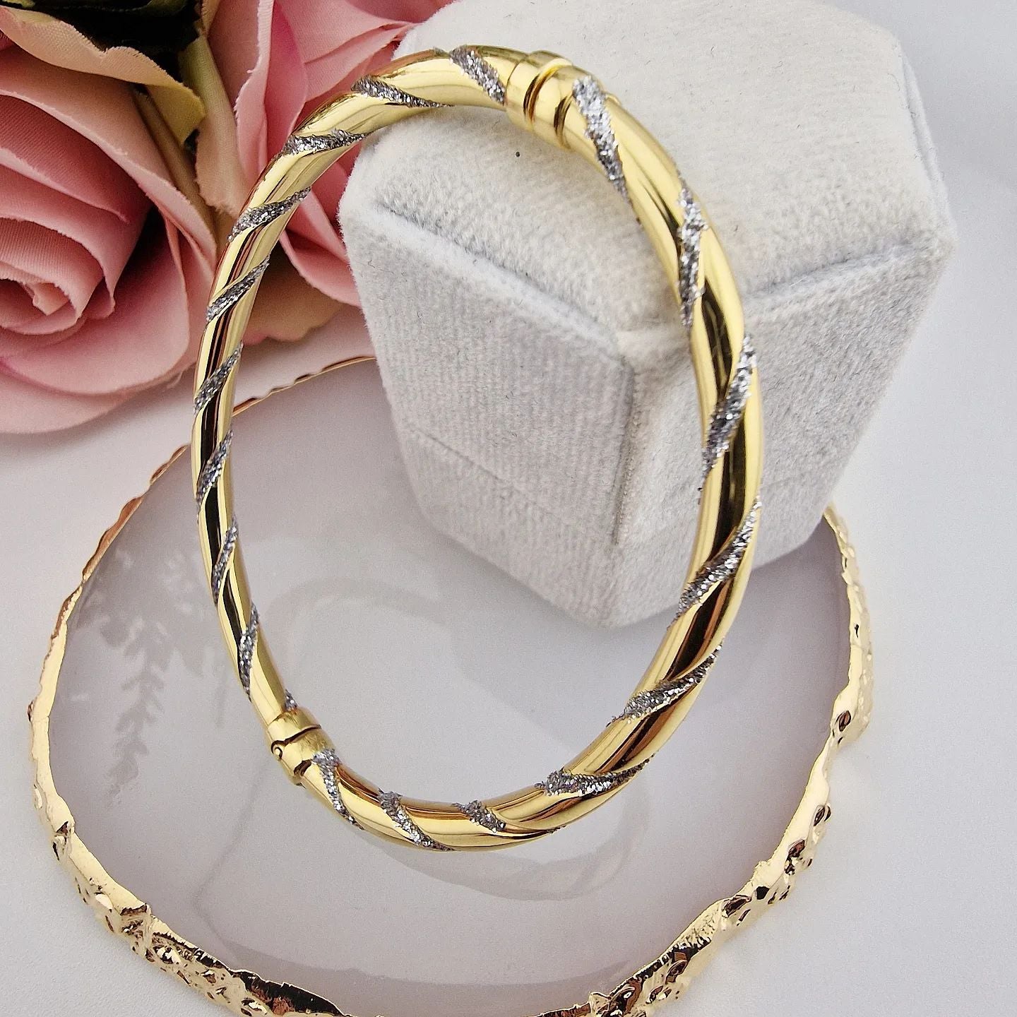 9ct Yellow & White Gold 4mm Glitter Twist Bangle