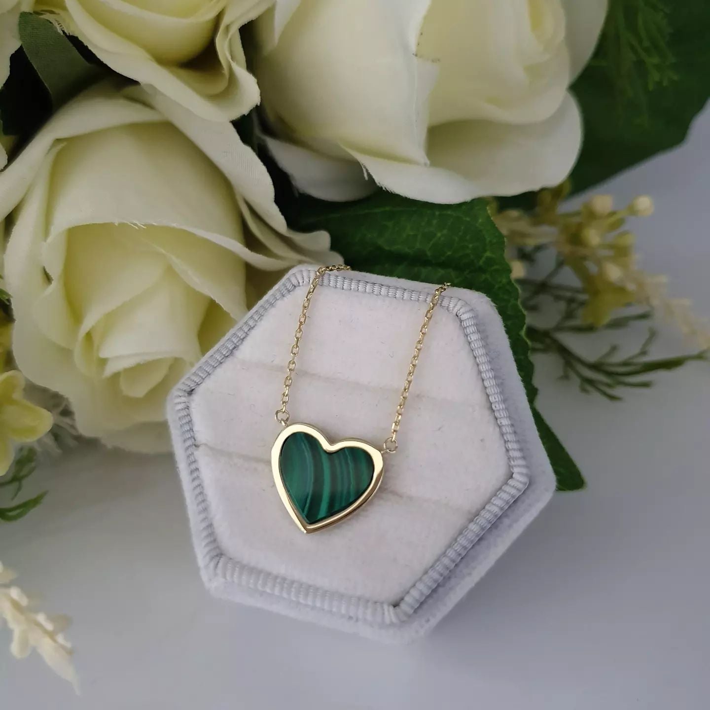 9ct Yellow Gold Green Rubover Heart 18"Necklace