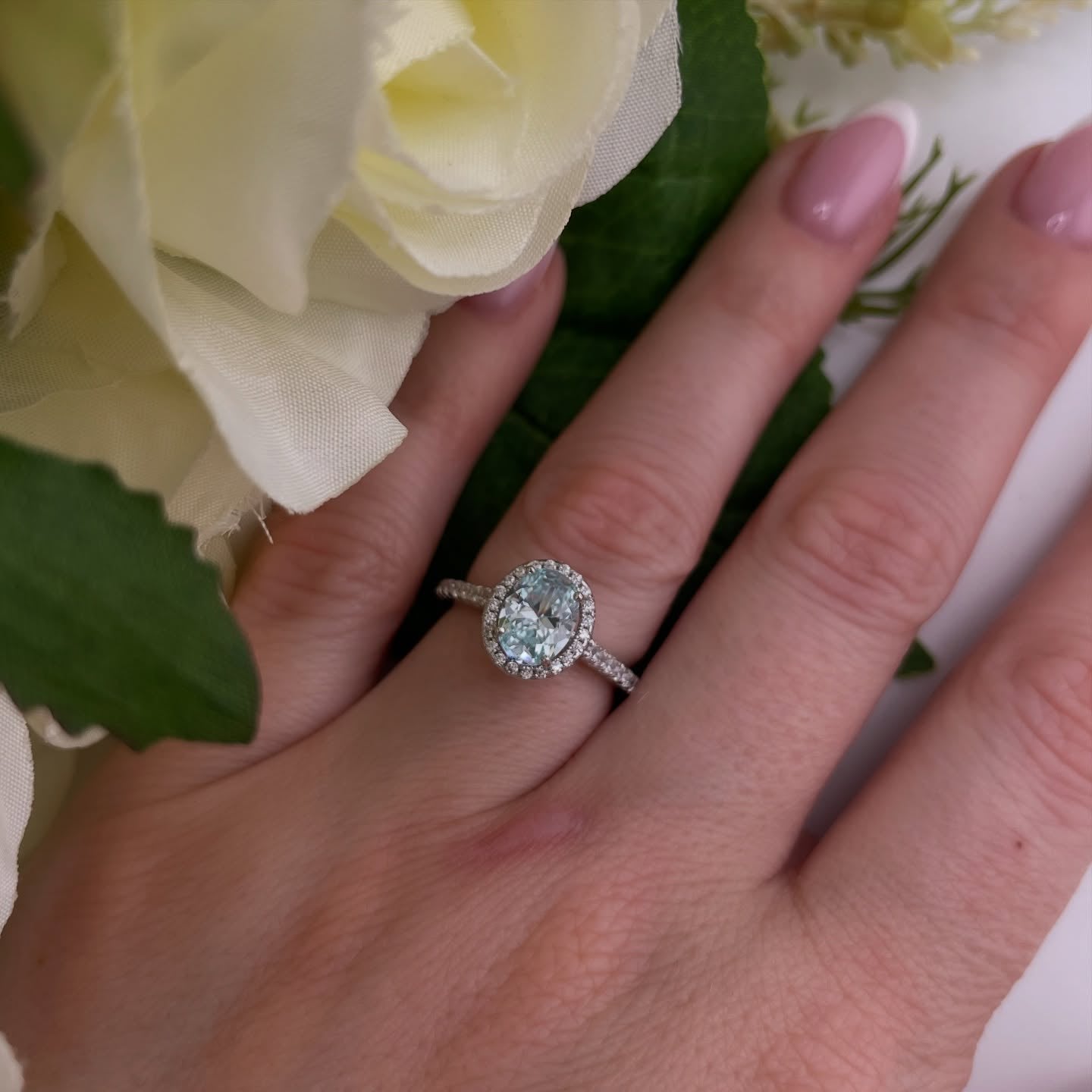 925 Sterling Silver Aquamarine Cz Oval Halo Ring