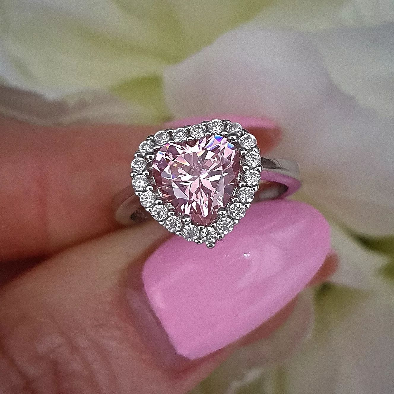 925 Sterling Silver Pink Cz Heart Cluster Ring