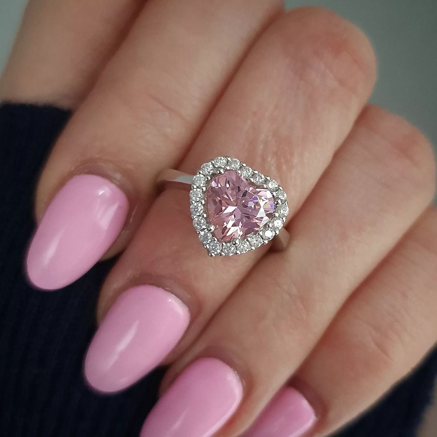 925 Sterling Silver Pink Cz Heart Cluster Ring