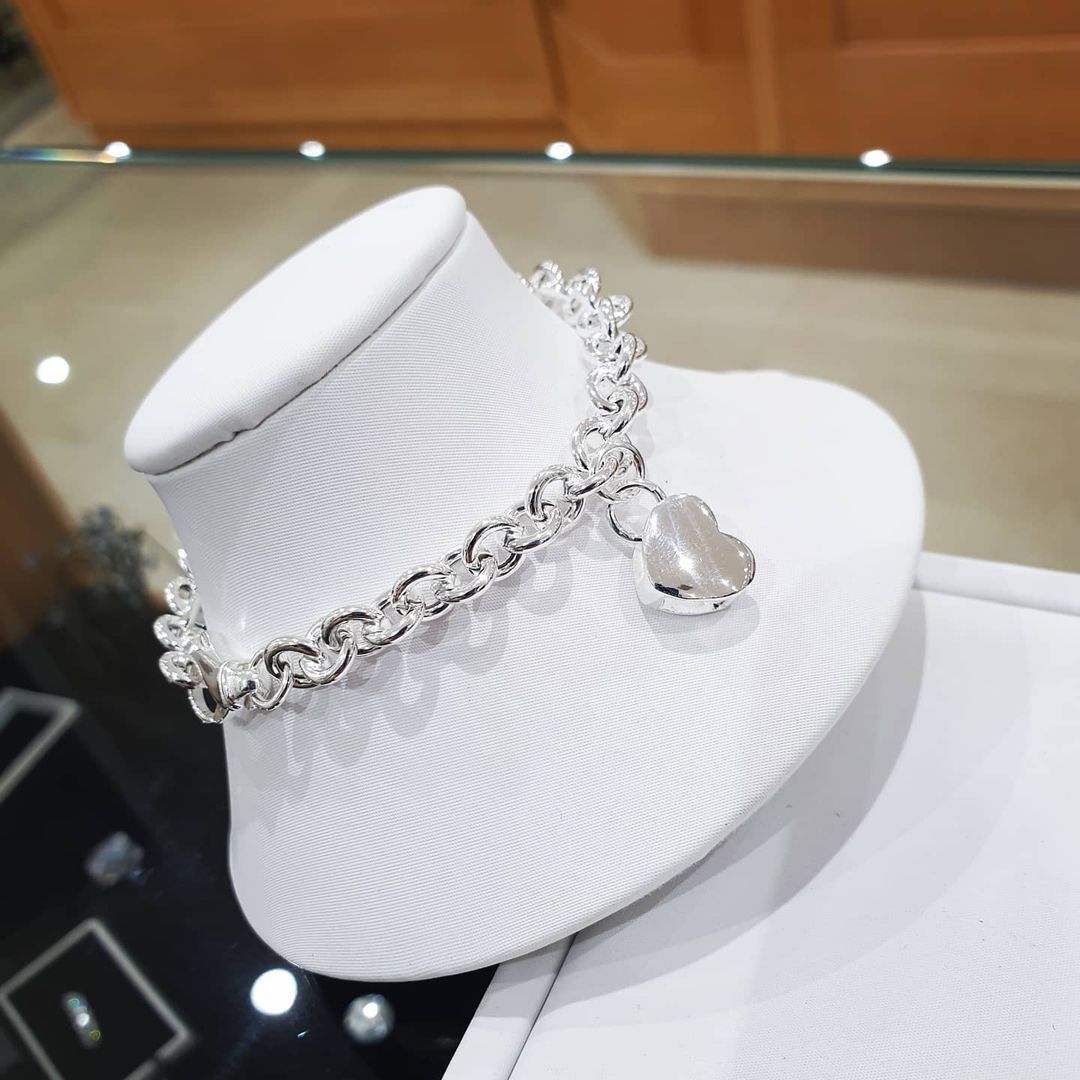 925 Sterling Silver Heart Charm 7.5" Ladies Bracelet with Chunky Link Chain