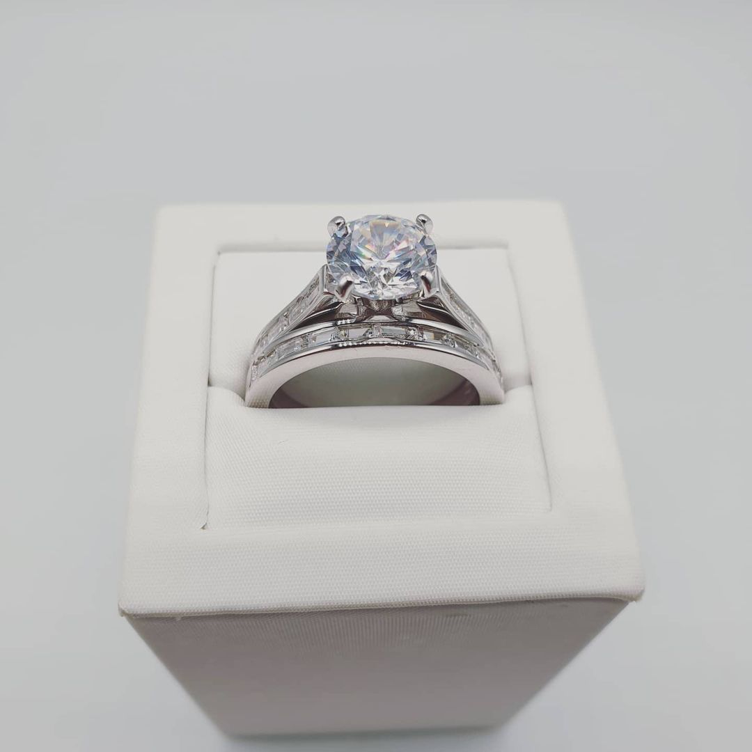 925 Sterling Silver 2ct Solitaire & Baguette Cut Eternity Cz Ring Set