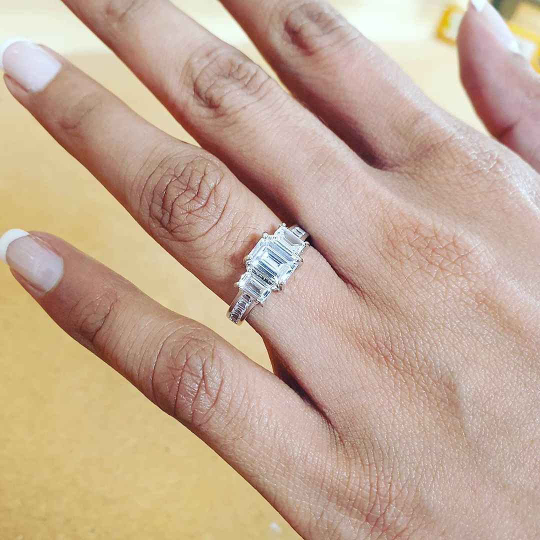 925 Sterling Silver Trilogy with Baguettes Cz & on Shoulder Ring