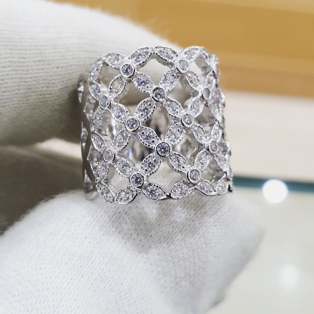 925 Sterling Silver Multi-Row Fancy Flower Cz Kiss Kiss Ring J-Jaz