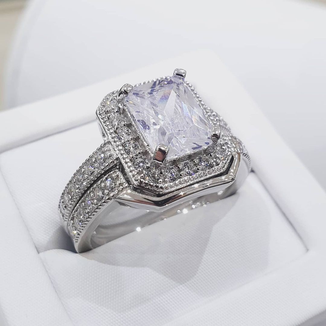 925 Sterling Silver Bridal Set Cz Emerald Cut Centre Ring