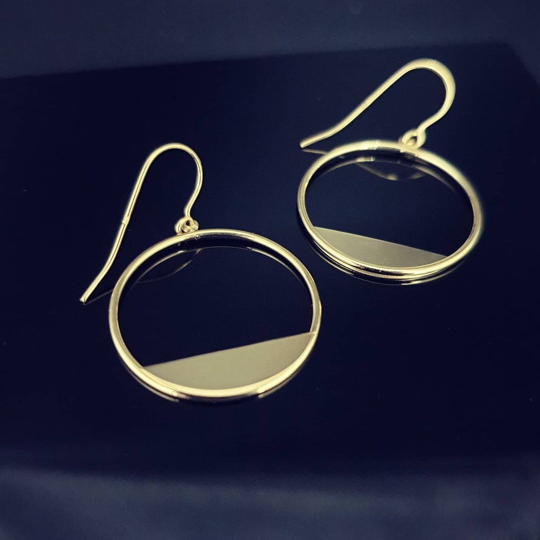 9ct Yellow Gold Circle Drop Earrings