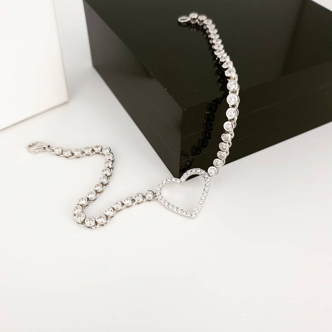 925 Sterling Silver Heart Cz Bracelet