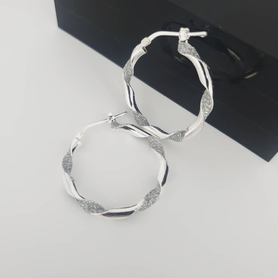 925 Sterling Silver Twisted Glitter Hoop Earrings