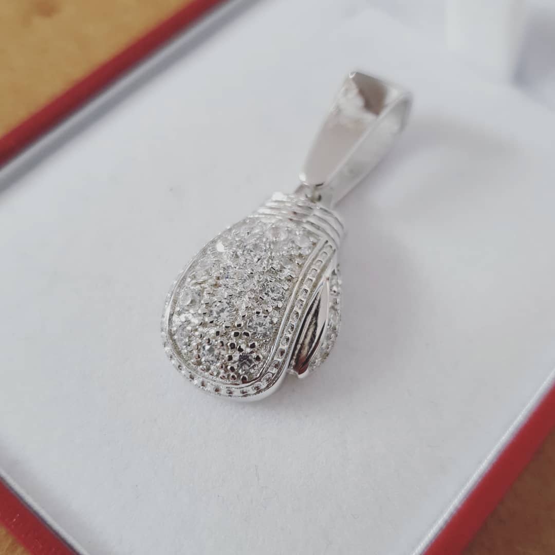 925 Sterling Silver Boxing Glove Cz Pendant with Chain