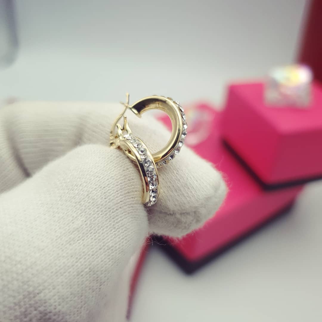 9ct Yellow Gold 15mm Round Crystal Hoop Huggies