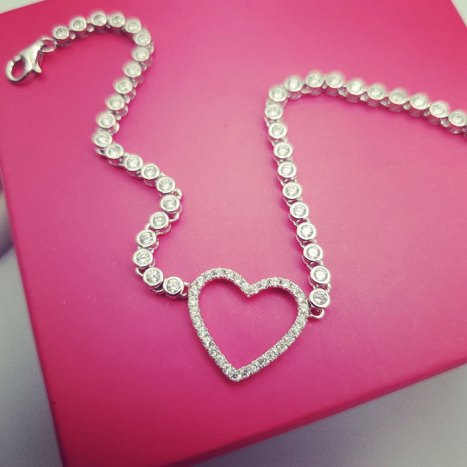 925 Sterling Silver Heart Cz Bracelet