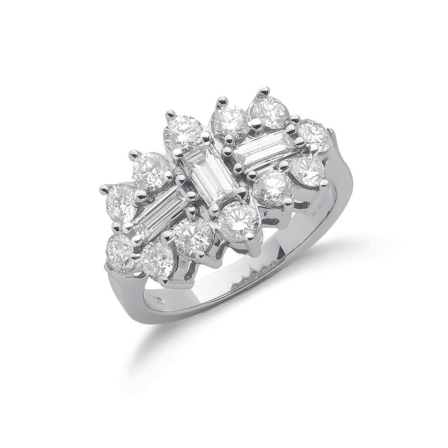 18ct White Gold 2.00ct Diamond Boat/Cluster Ring