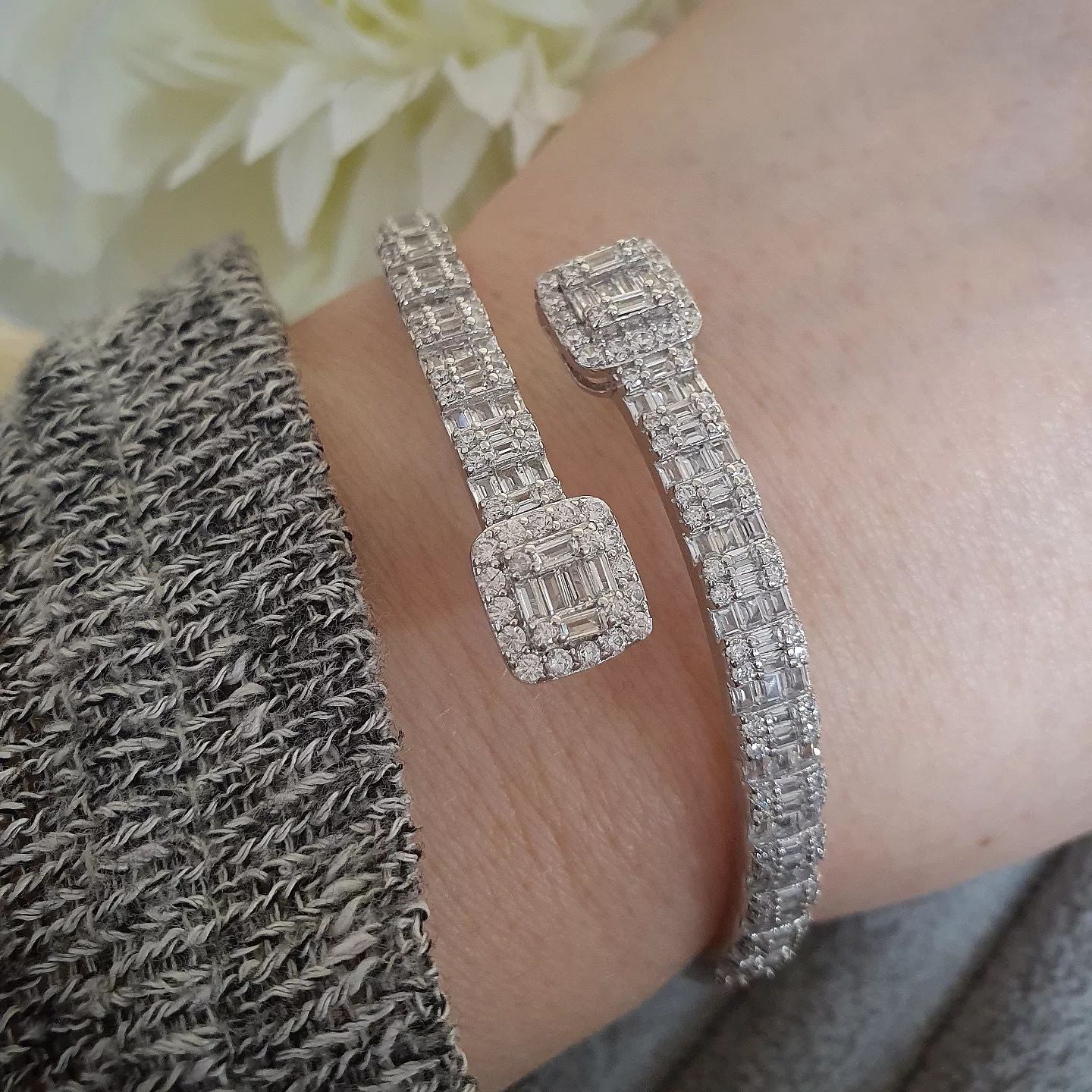 925 Sterling Silver Baguette & Round Pave Set Cz Bangle