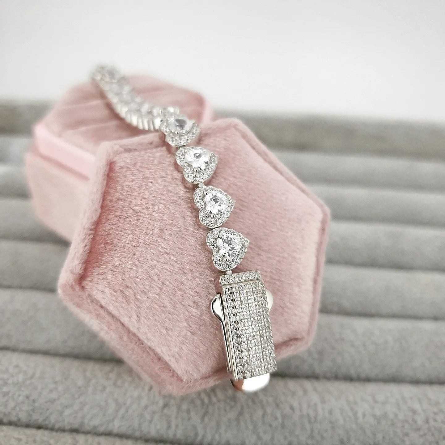 925 Sterling Silver Multi Heart Cz Ladies Bracelet