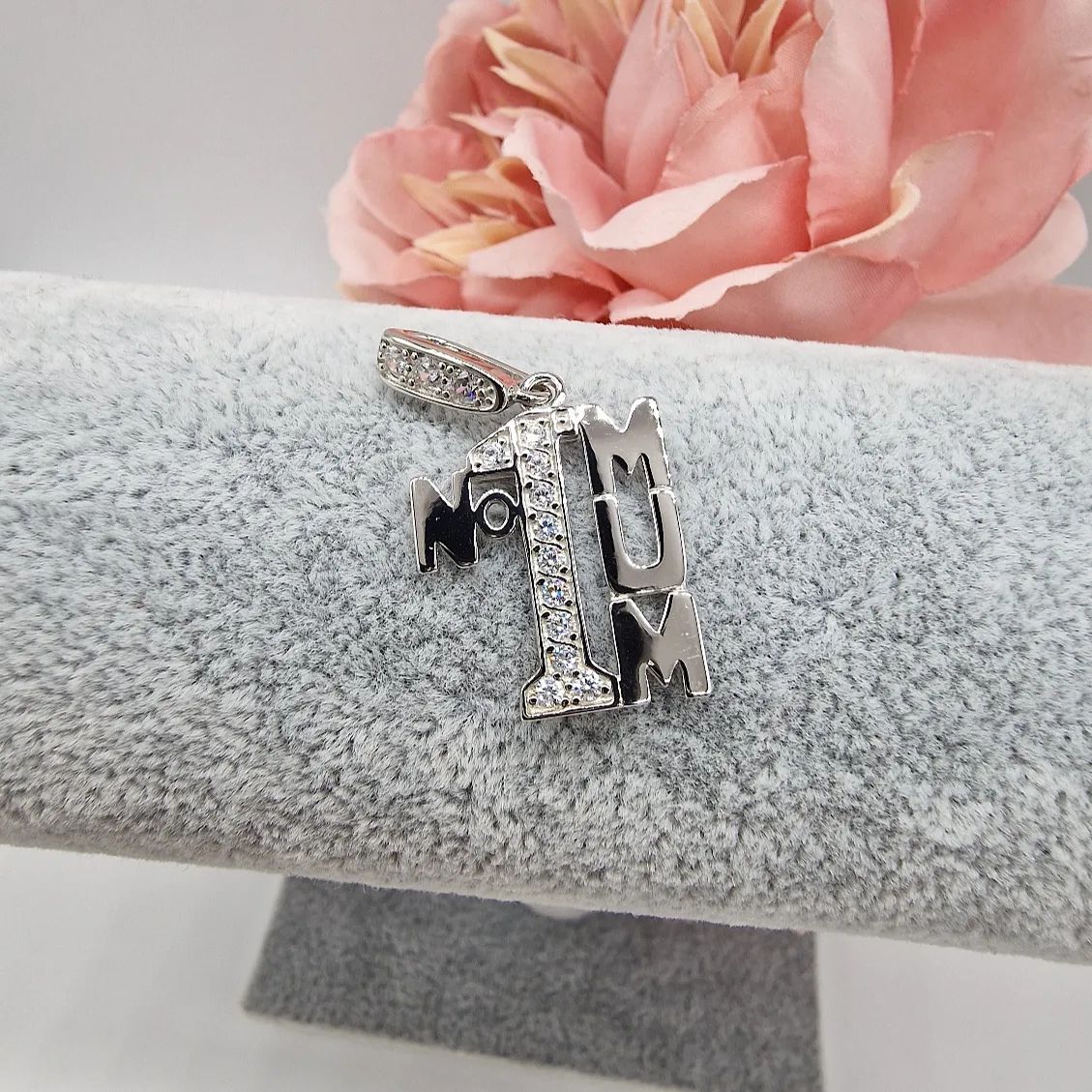 925 Sterling Silver Cz No 1 Mum Drop Pendant with Silver Curb Chain