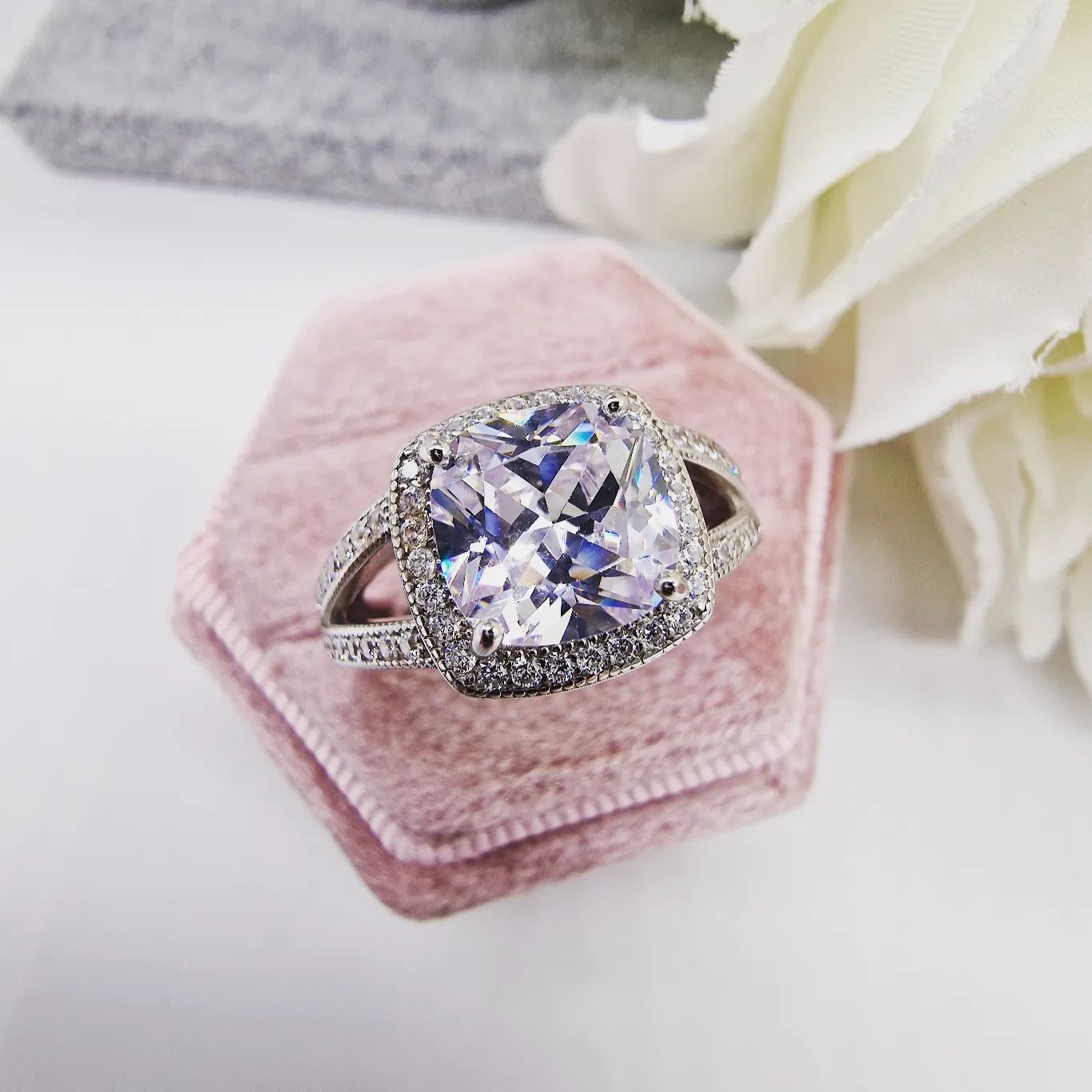 925 Sterling Silver Square Cz Split Shank Ring