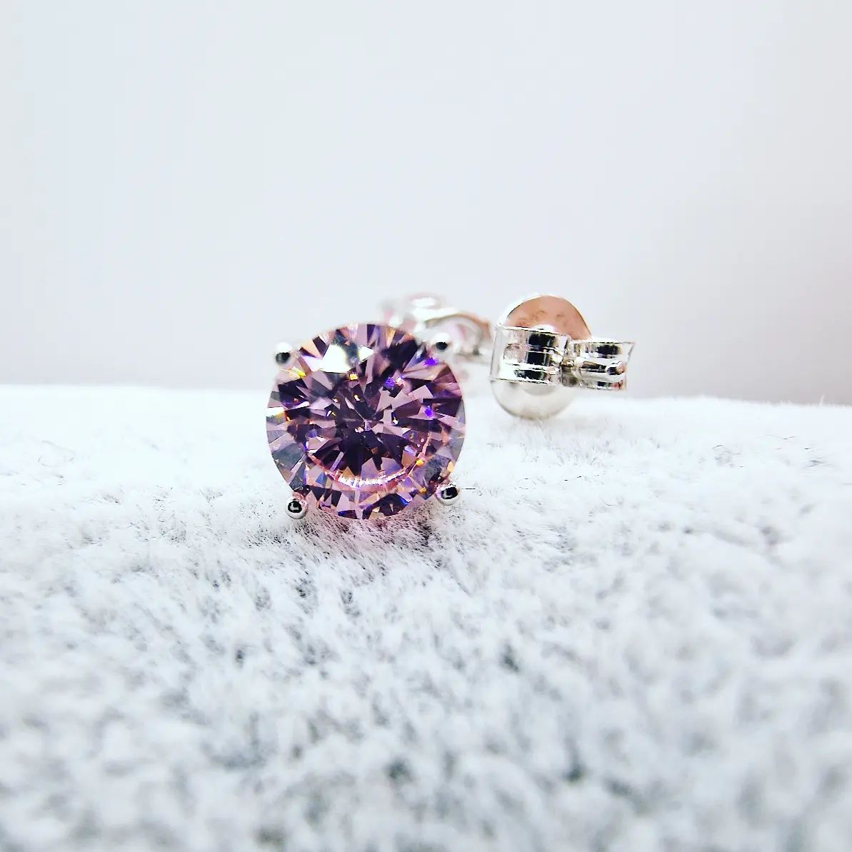 925 Sterling Silver Pink Cubic Zirconia Round Brilliant 6mm Studs