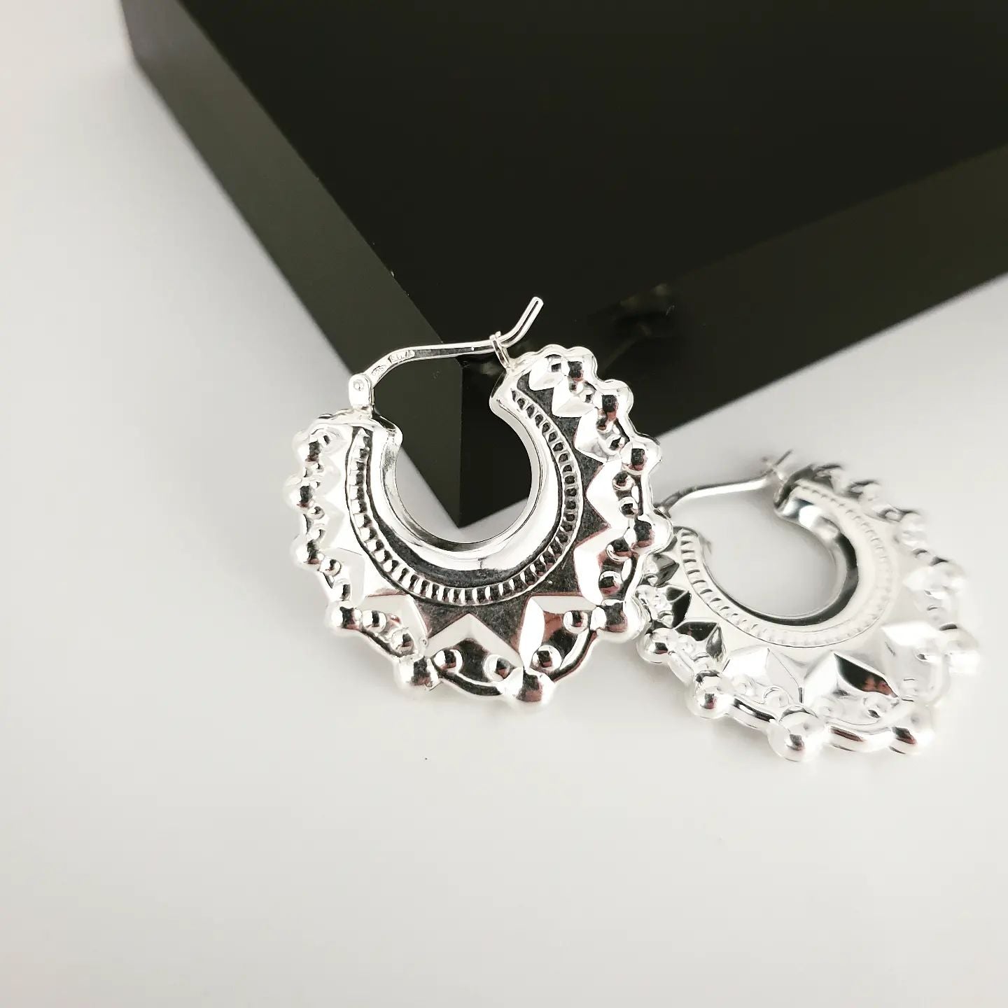 925 Sterling Silver Fancy Creoles