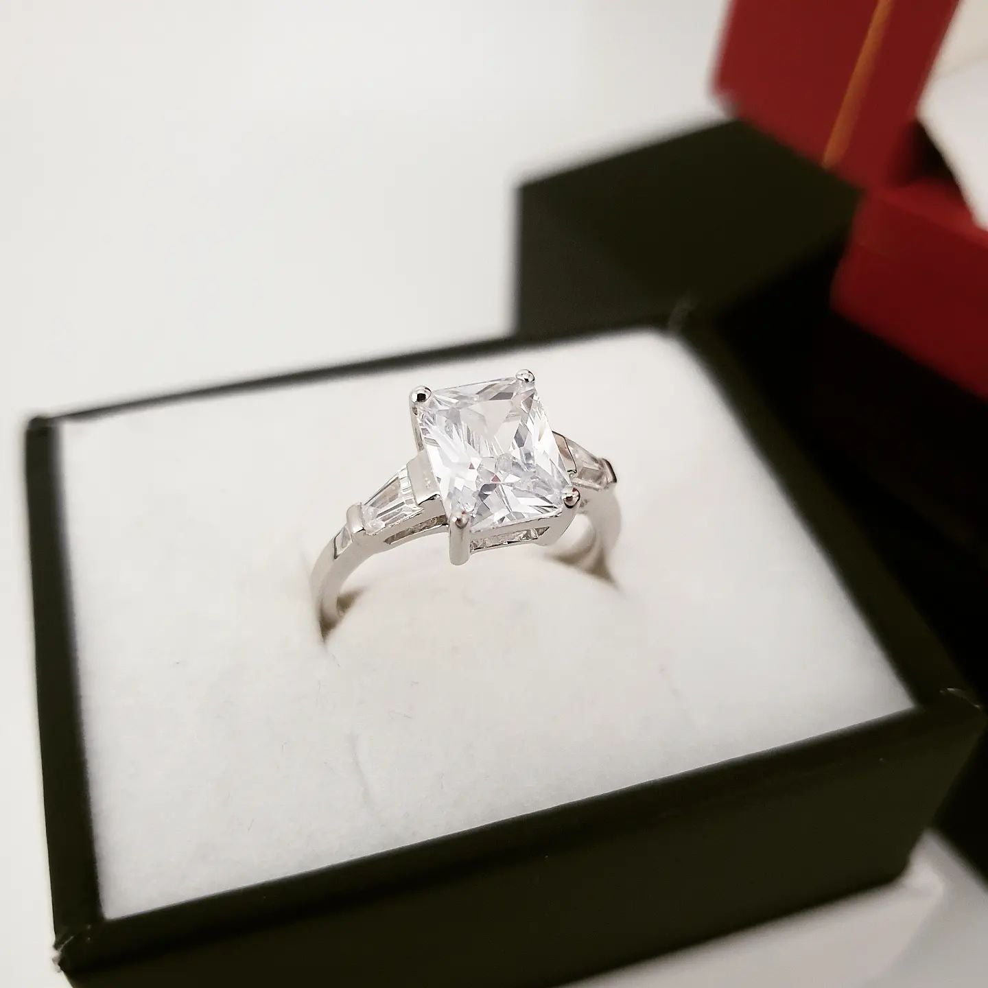 925 Sterling Silver Claw Set Emerald Cut Cz Solitaire Ring