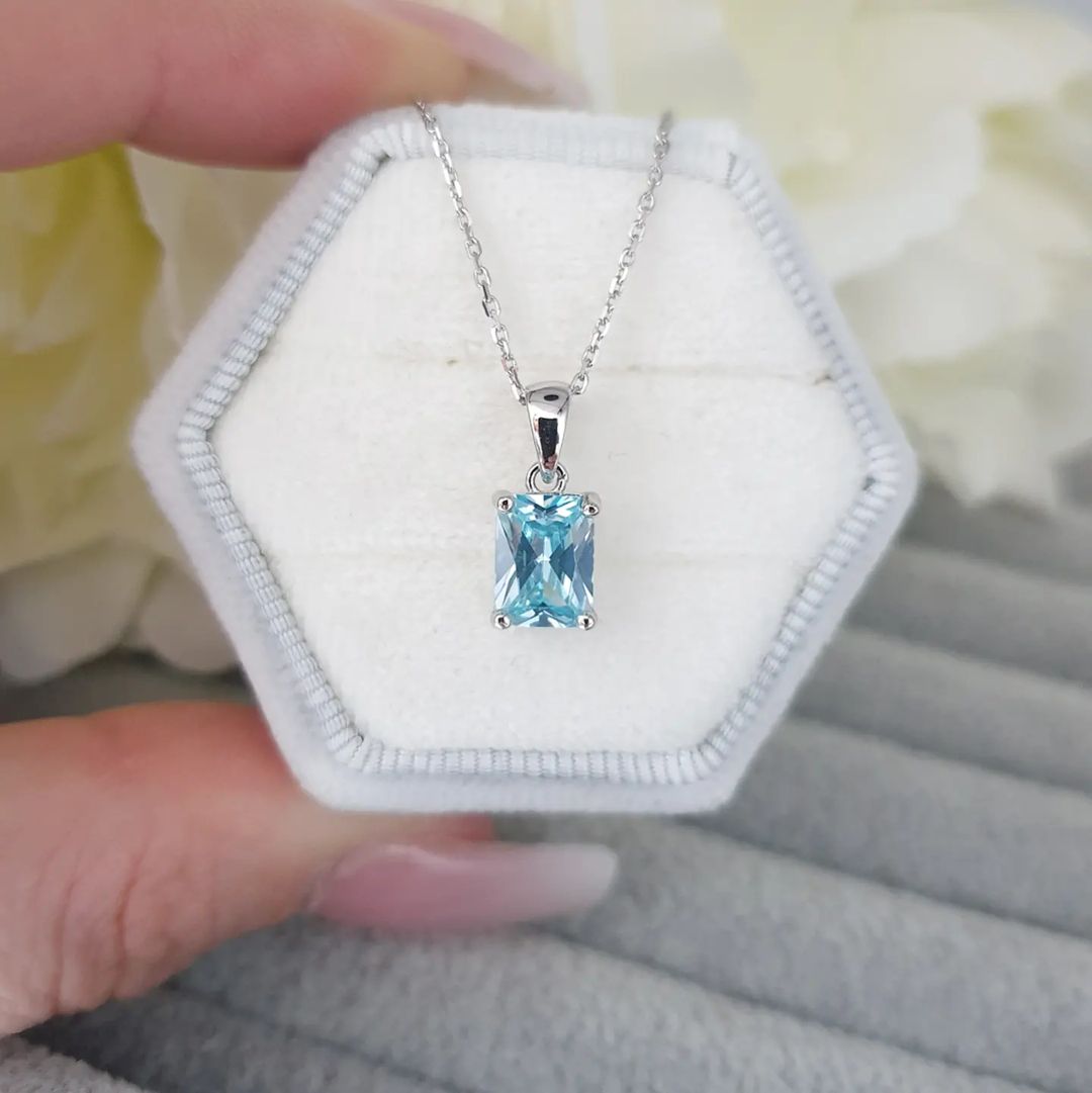 925 Sterling Silver Aqua Cz Emerald Cut Pendant with Chain