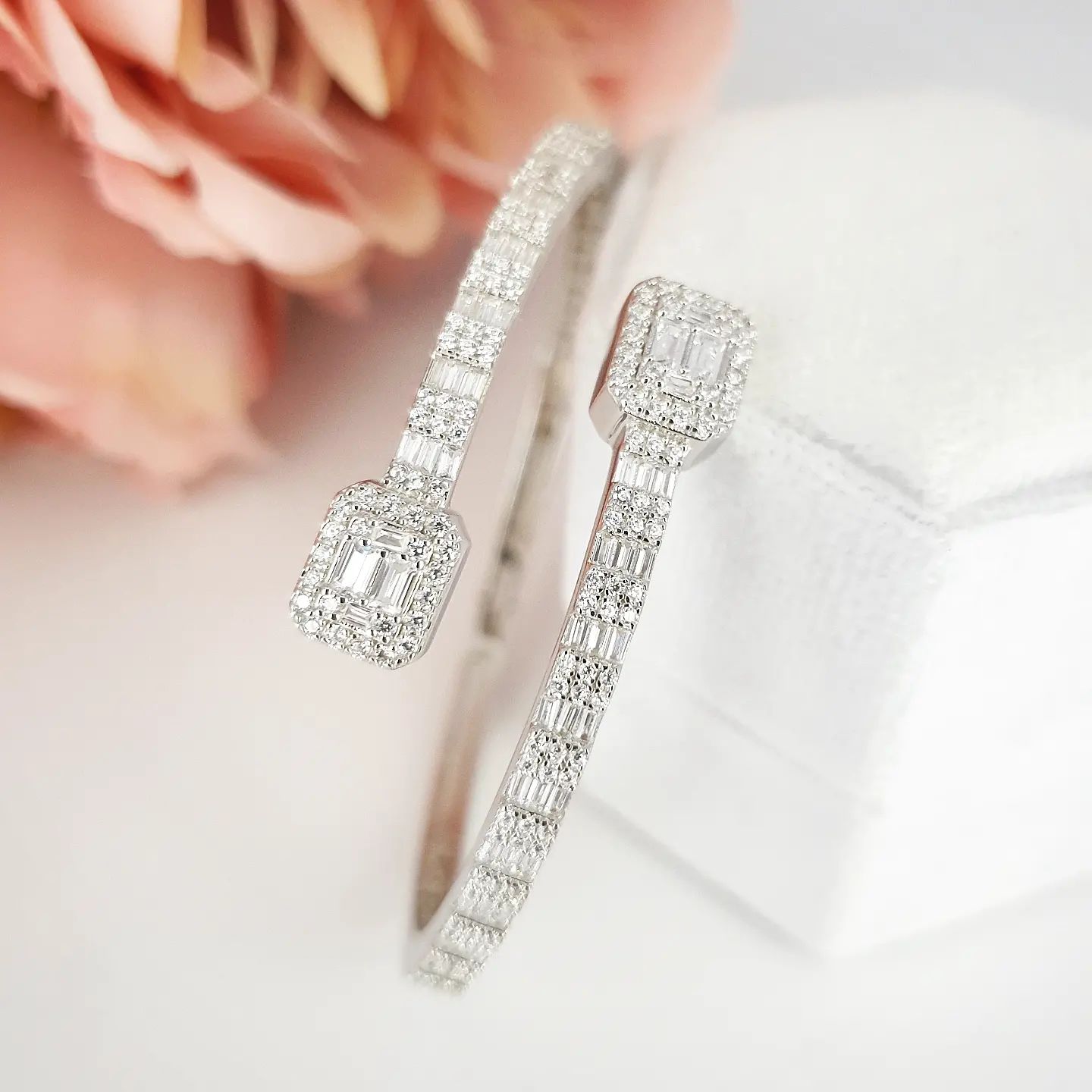 925 Sterling Silver Baguette & Round Pave Set Cz Bangle
