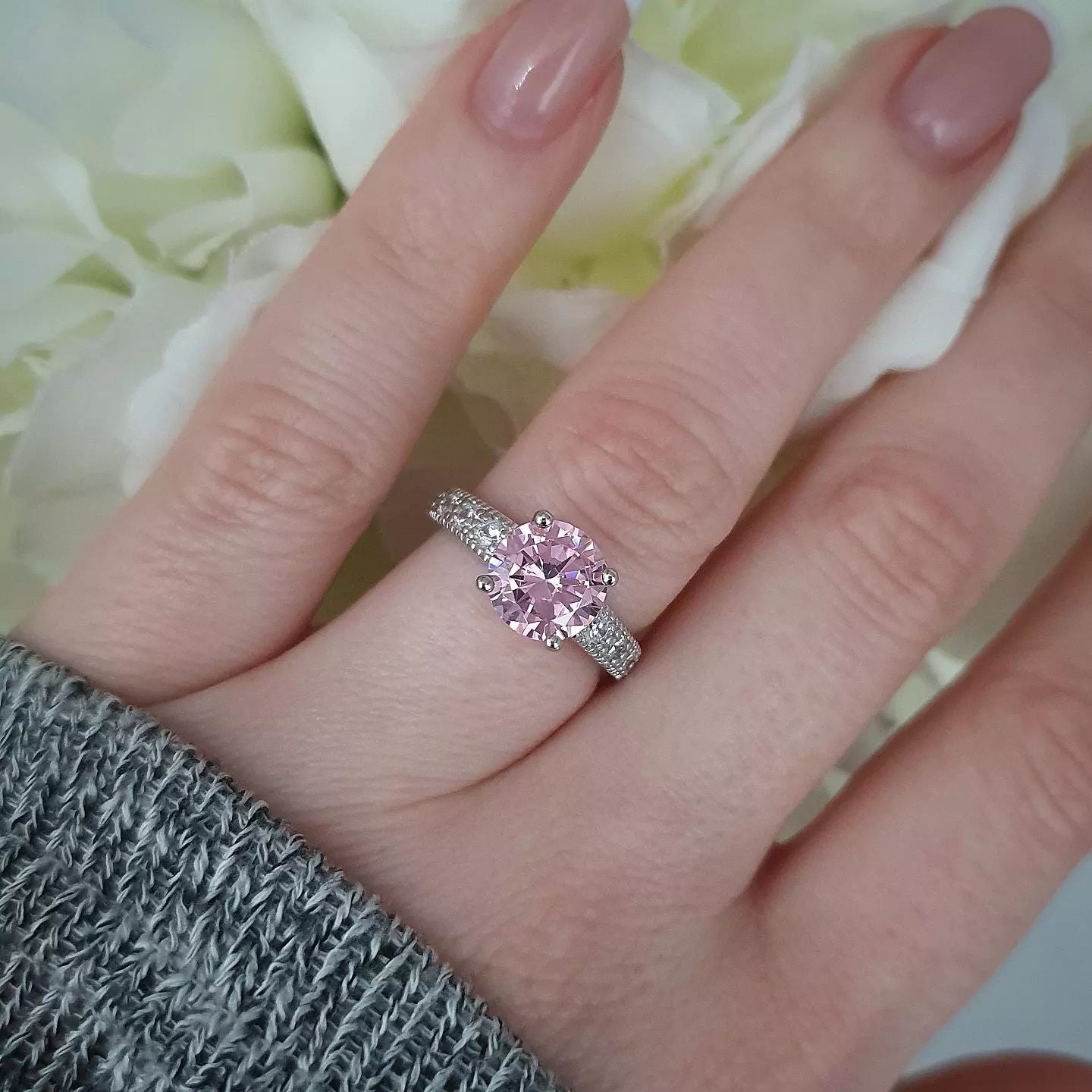 925 Sterling Silver Claw Set Pink Cz Solitaire Ring