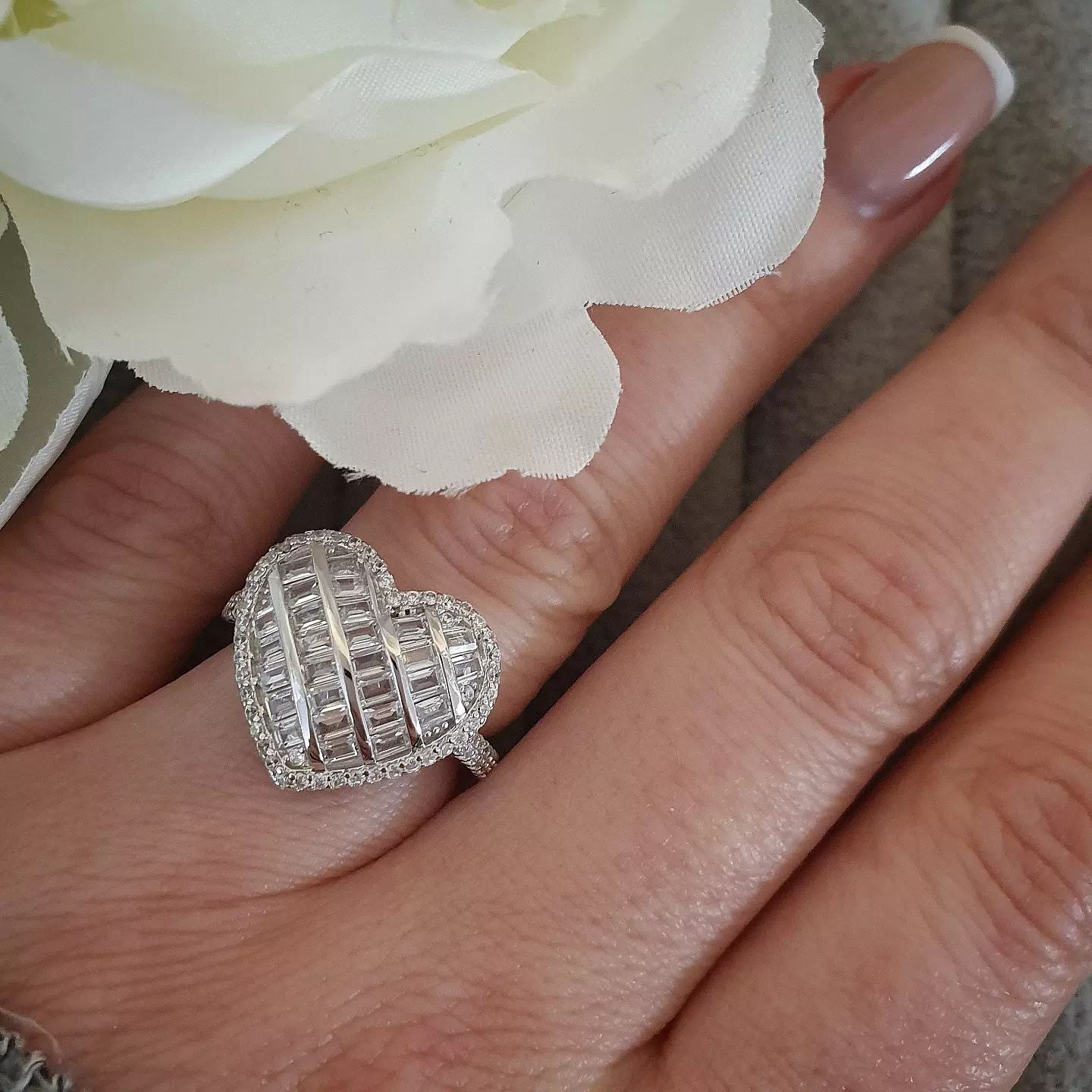 925 Sterling Silver Cz Round & Baguette Cluster Heart Ring