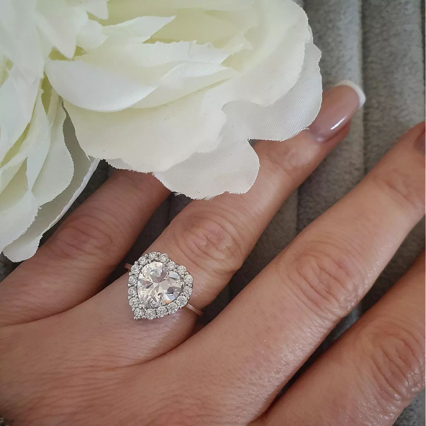 925 Sterling Silver Cz Heart Halo Ring