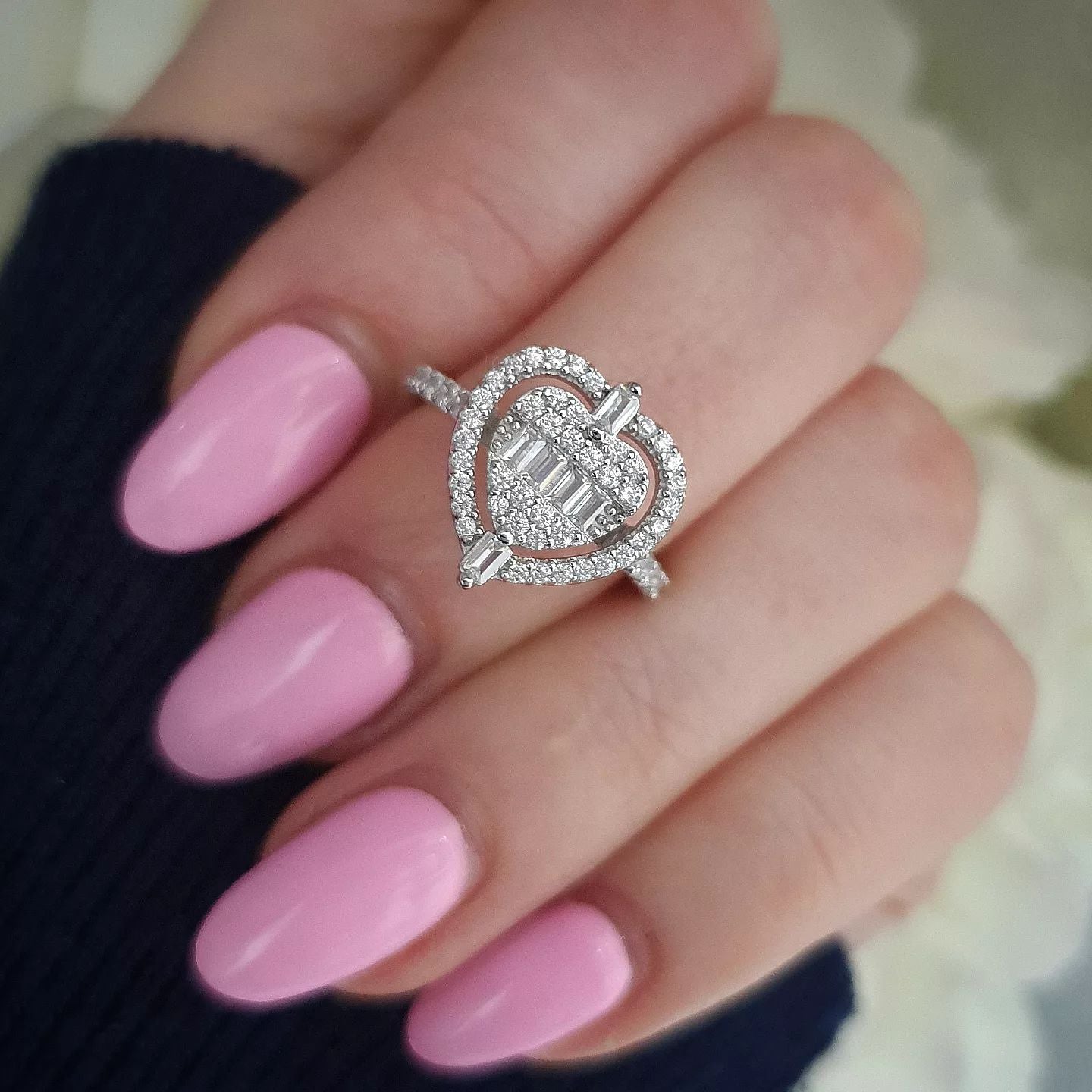 925 Sterling Silver Baguette & Round Cut Cz Heart Cluster Ring