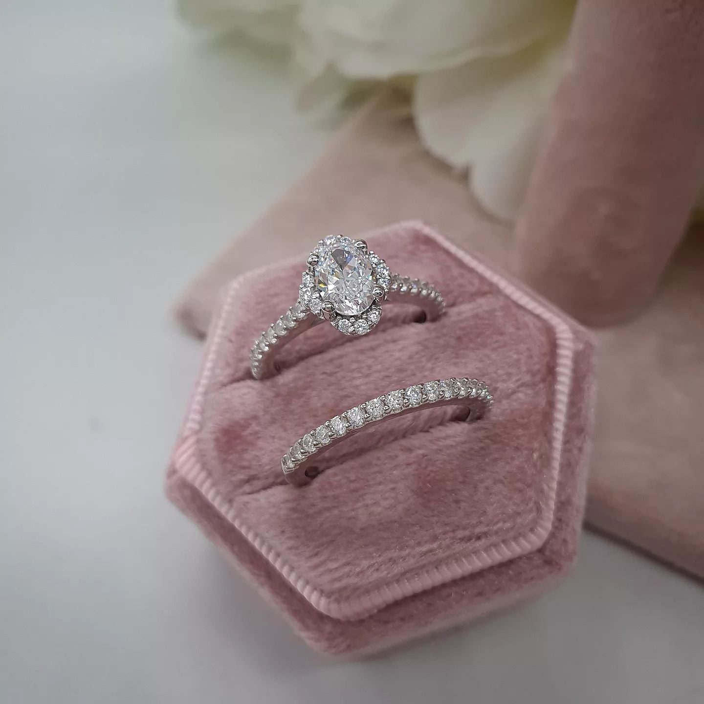 925 Sterling Silver Oval Halo Cz Ladies Ring Set