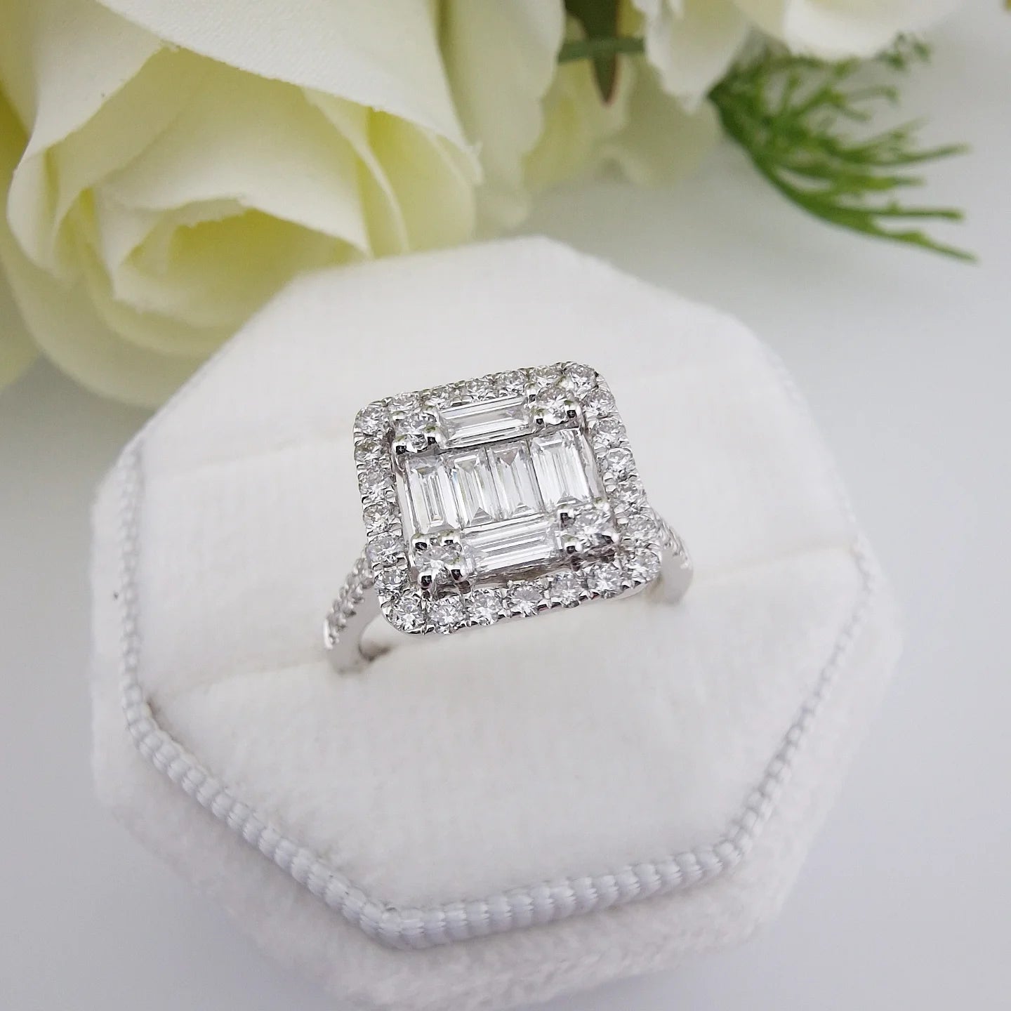 18ct White Gold 1.00ct Square Halo Style Diamond Ring