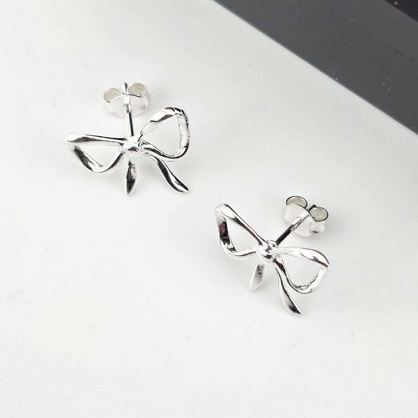 925 Sterling Silver Bow Studs