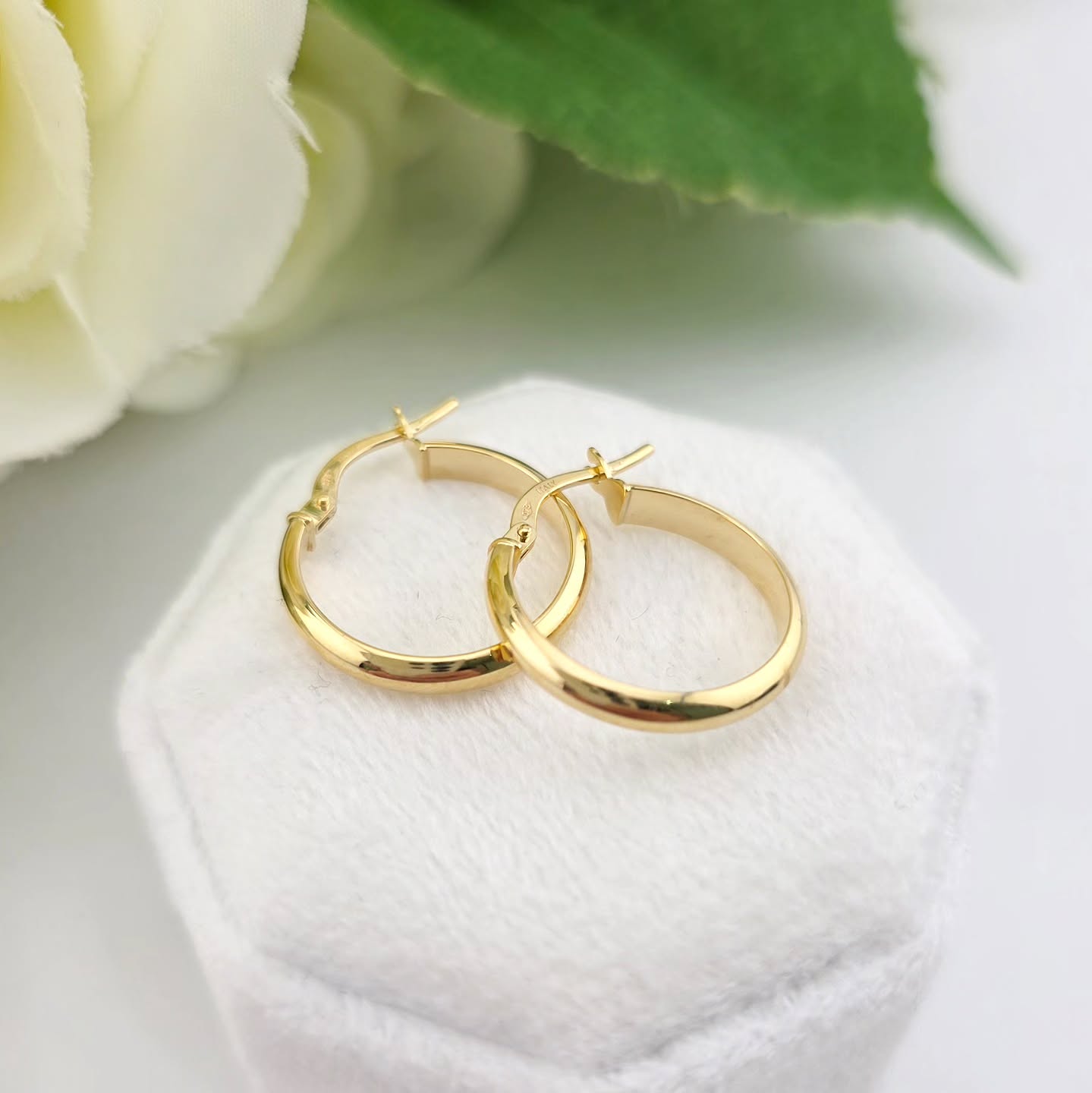 9ct Yellow Gold 20mm Hoop Earrings
