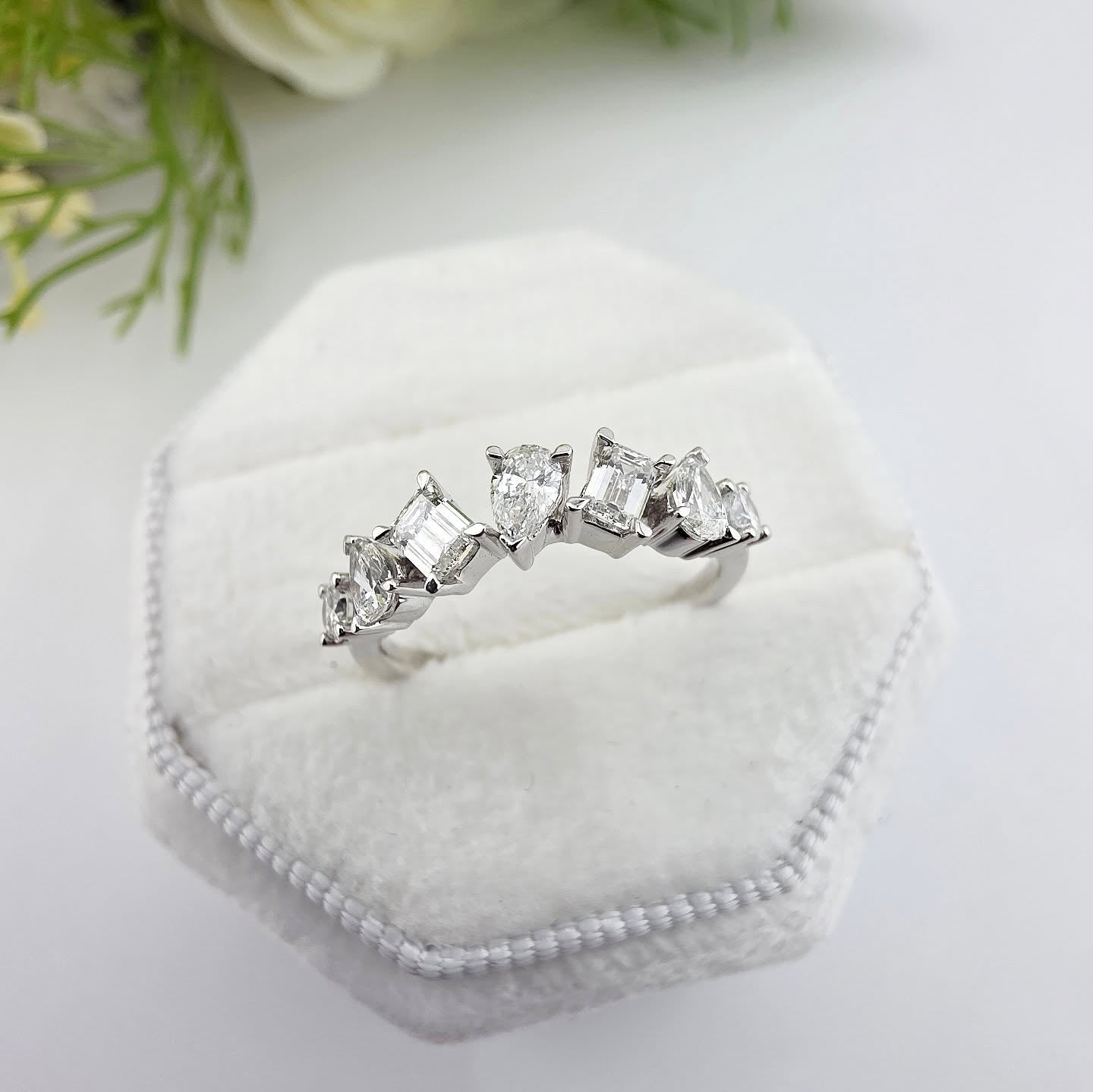 18ct White Gold 0.81ct Baguette, Pear & Round Cut Fancy Eternity diamond ring