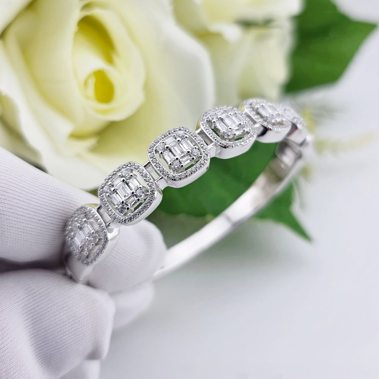 925 Sterling Silver Baguette & Round CZs Halo Style Bangle